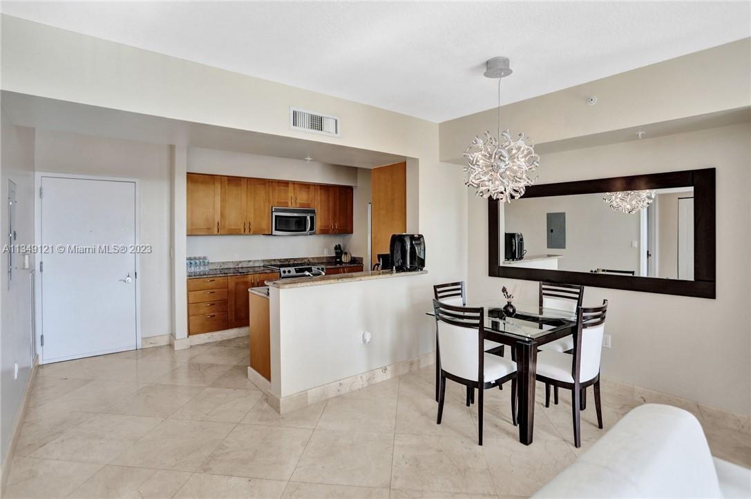 DUO CONDOMINIUM EAST - Residential