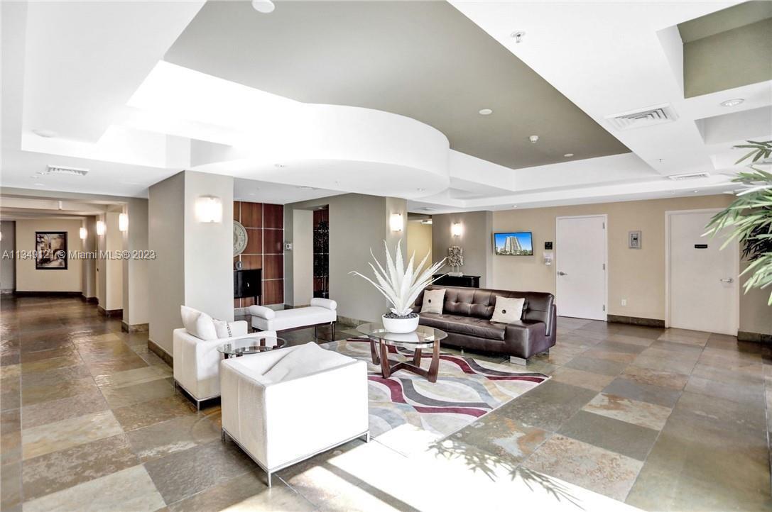 DUO CONDOMINIUM EAST - Residential