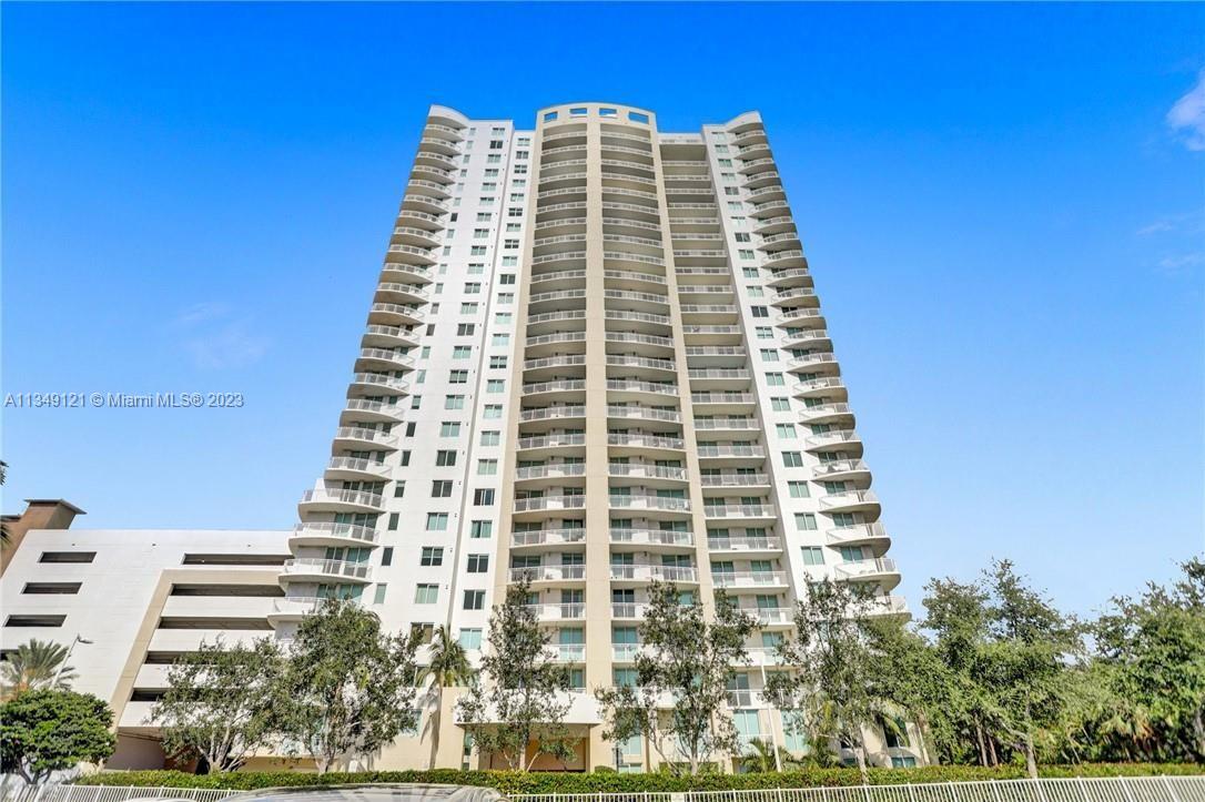 DUO CONDOMINIUM EAST - Residential