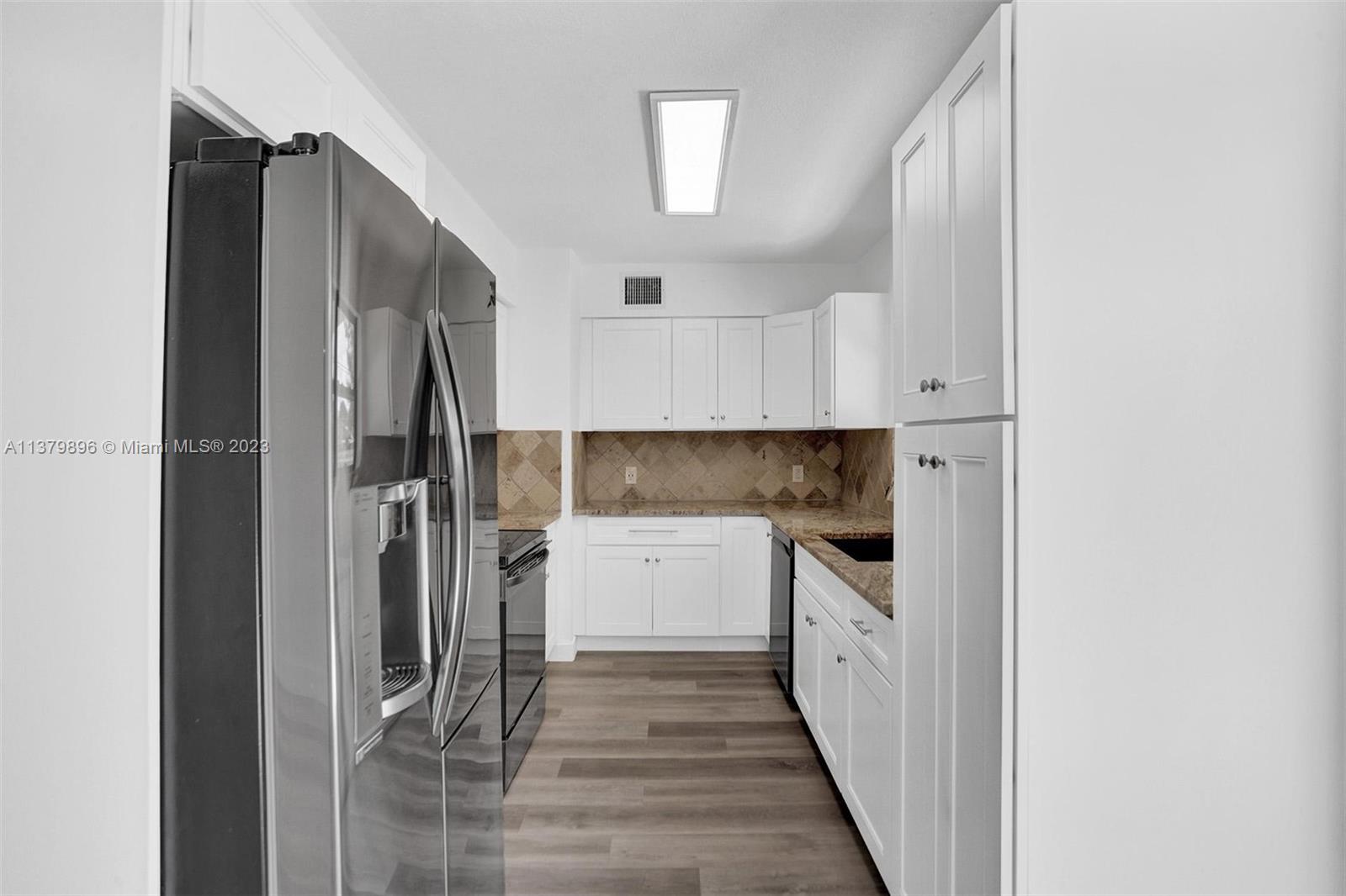 PLANTATION SUNRISE HEIGHT - Residential