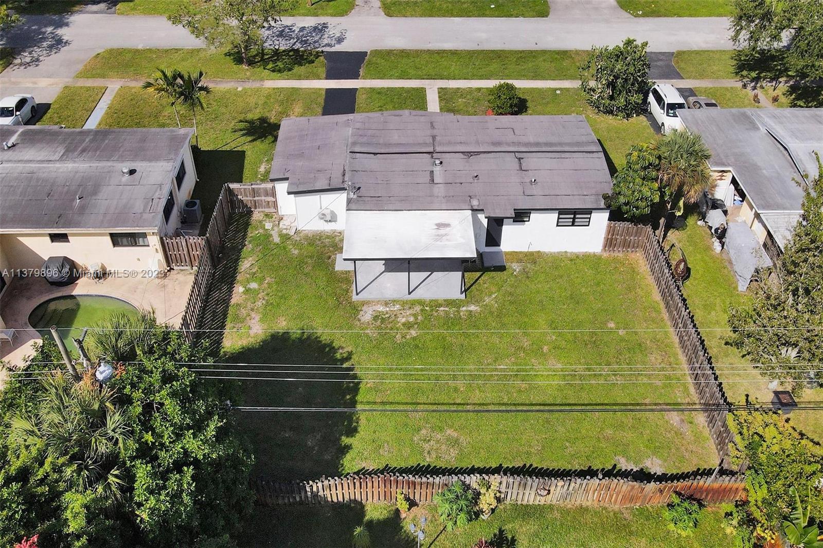 PLANTATION SUNRISE HEIGHT - Residential