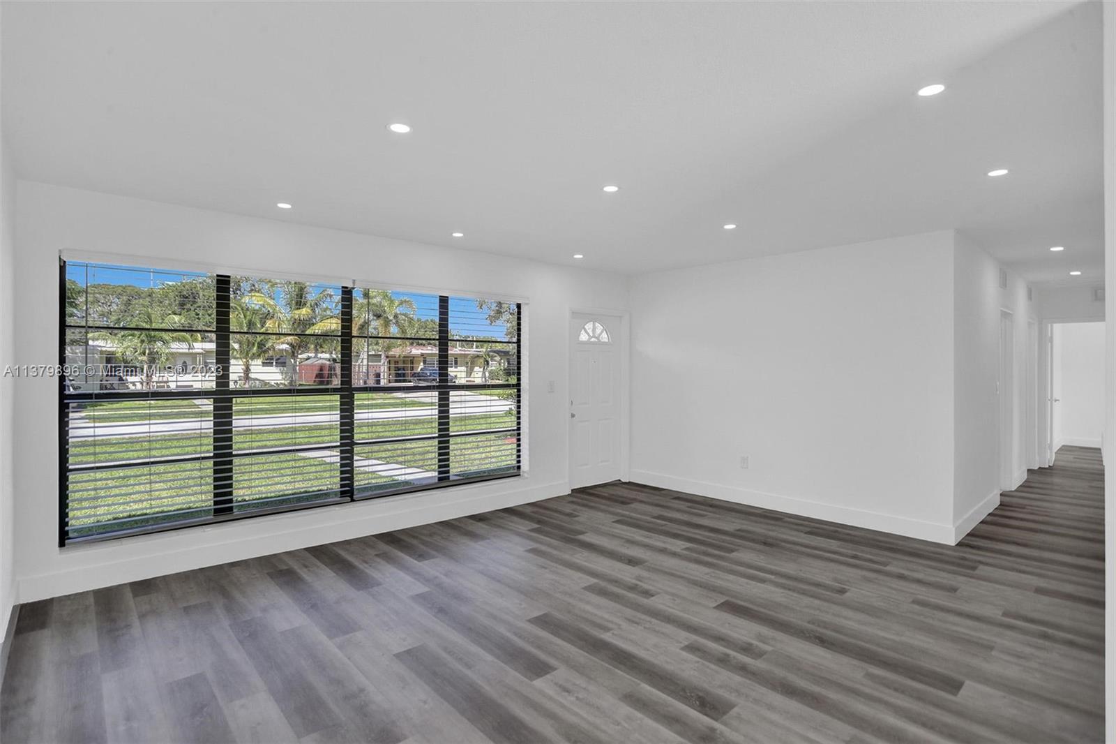 PLANTATION SUNRISE HEIGHT - Residential