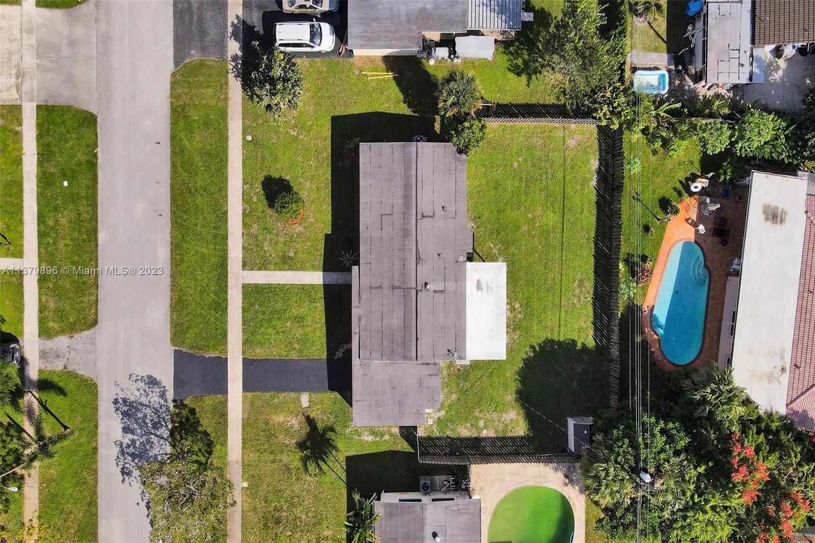 PLANTATION SUNRISE HEIGHT - Residential