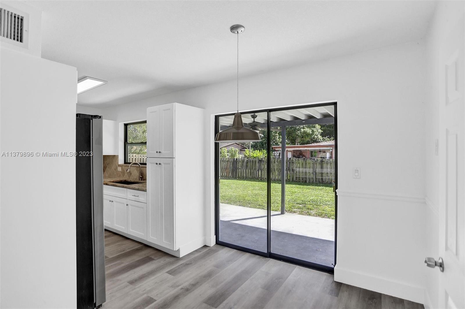 PLANTATION SUNRISE HEIGHT - Residential