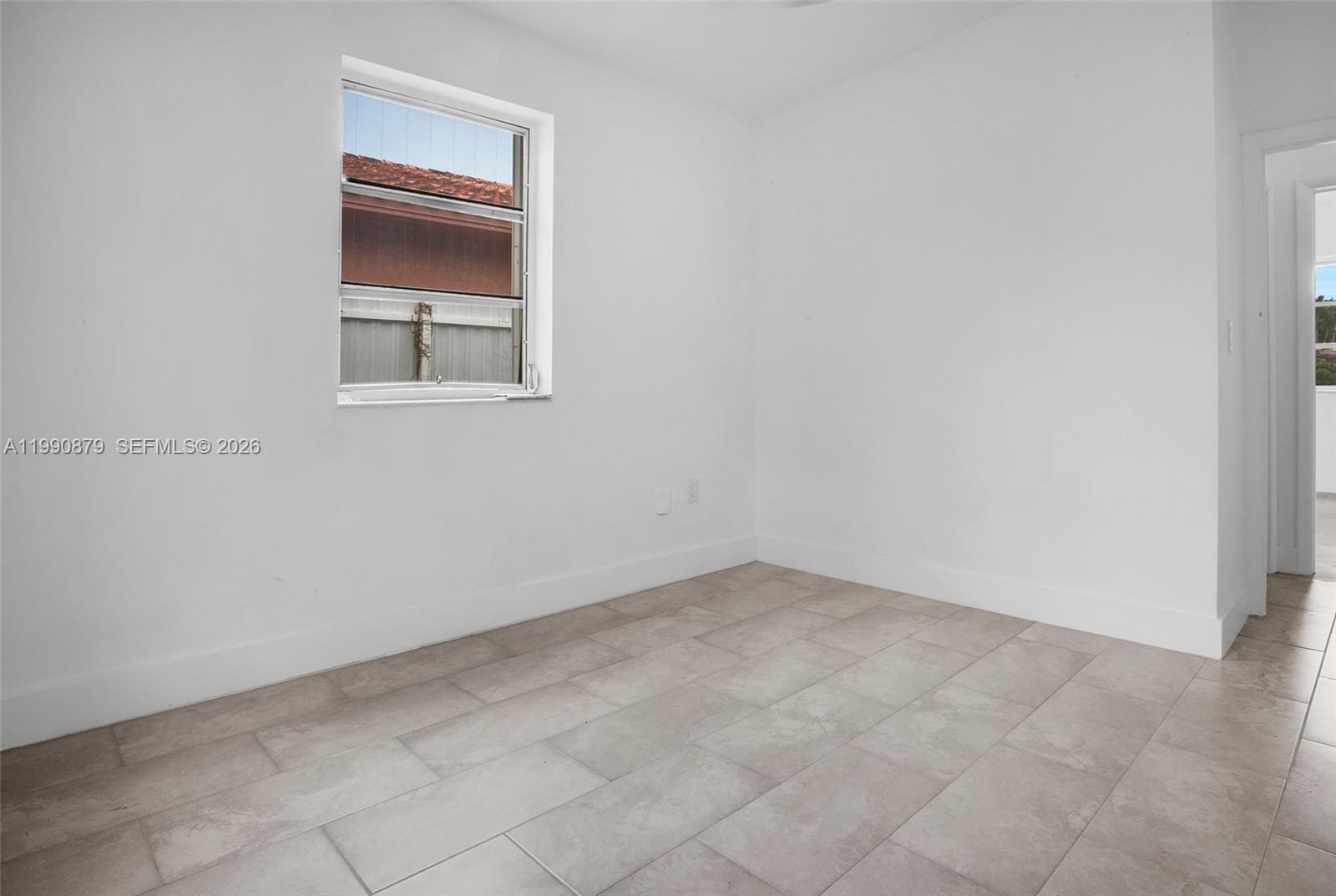 CORAL VILLAS REV - Residential Lease