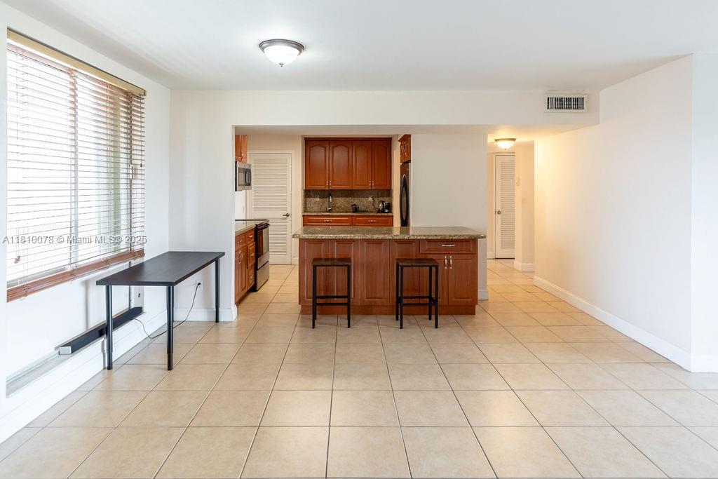 PARKSIDE NO 1 CONDO - BLD - Residential