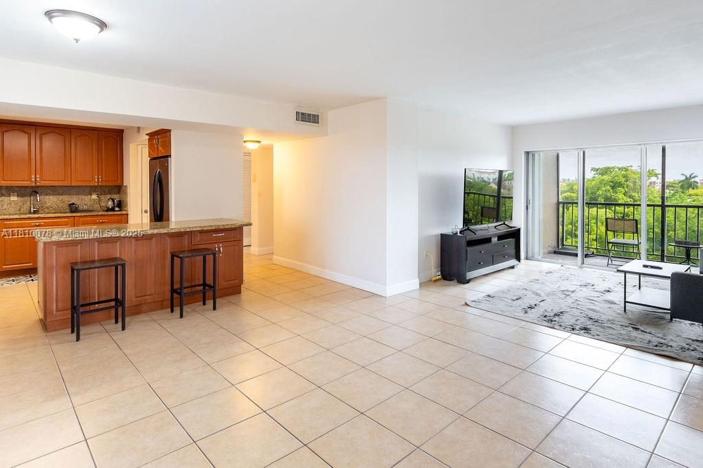 PARKSIDE NO 1 CONDO - BLD - Residential