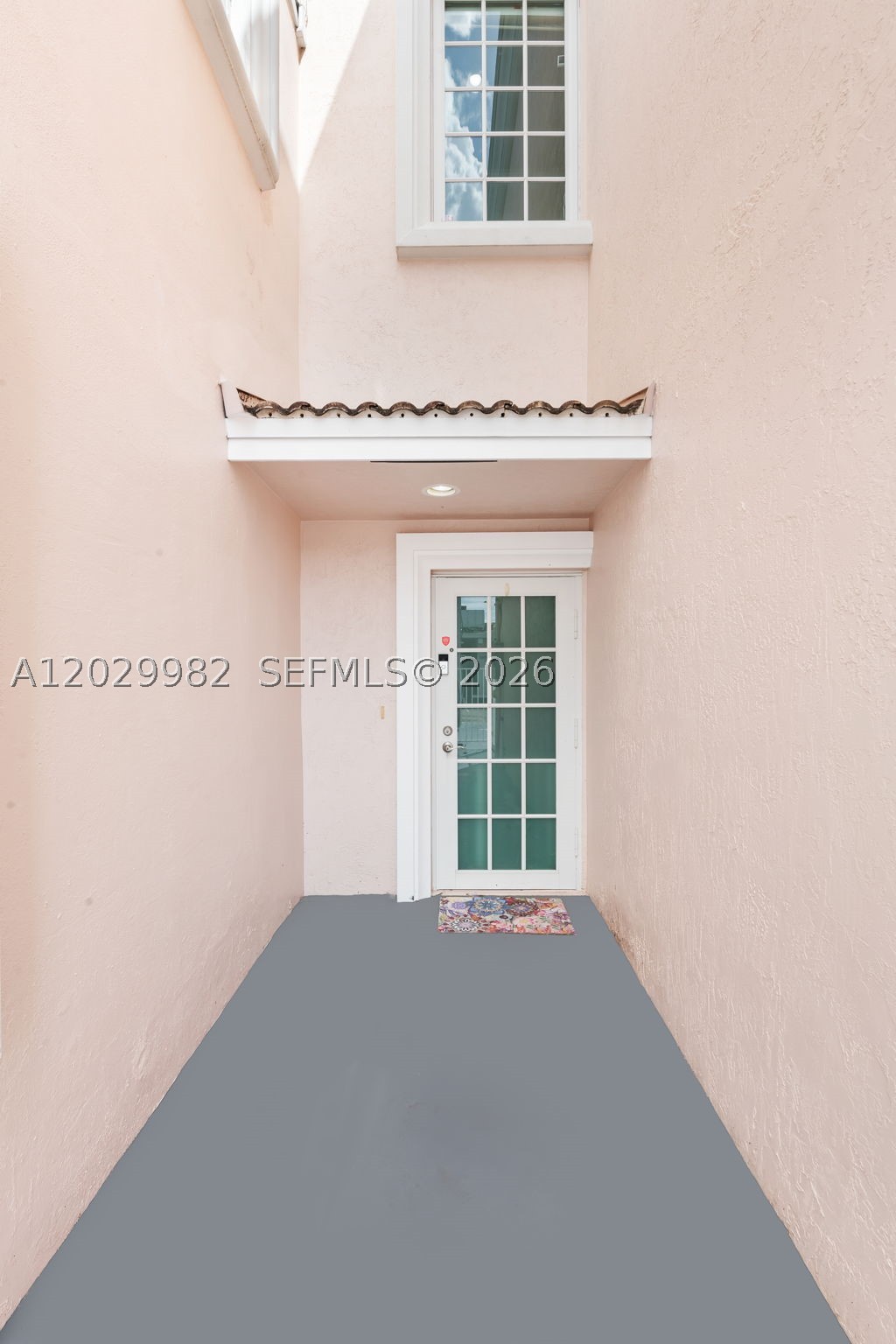 CORAL RIDGE LANDINGS COND - Residential