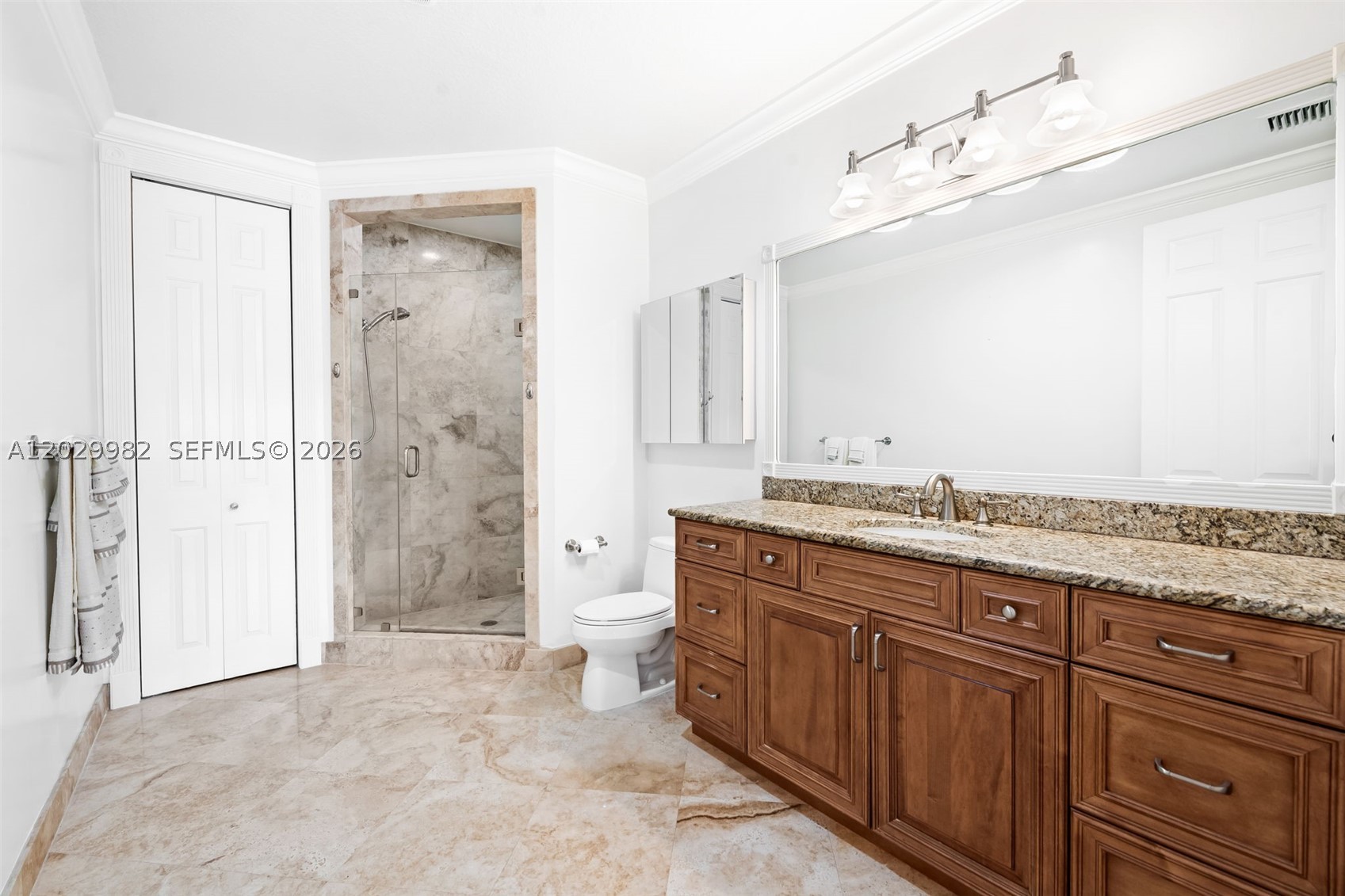 CORAL RIDGE LANDINGS COND - Residential