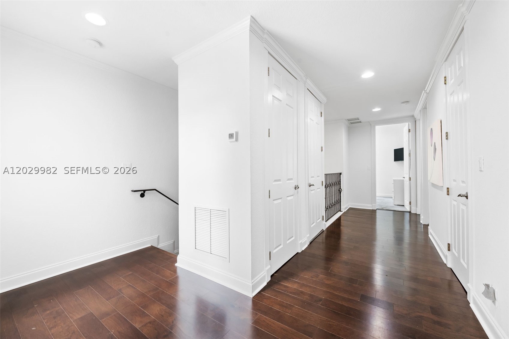 CORAL RIDGE LANDINGS COND - Residential