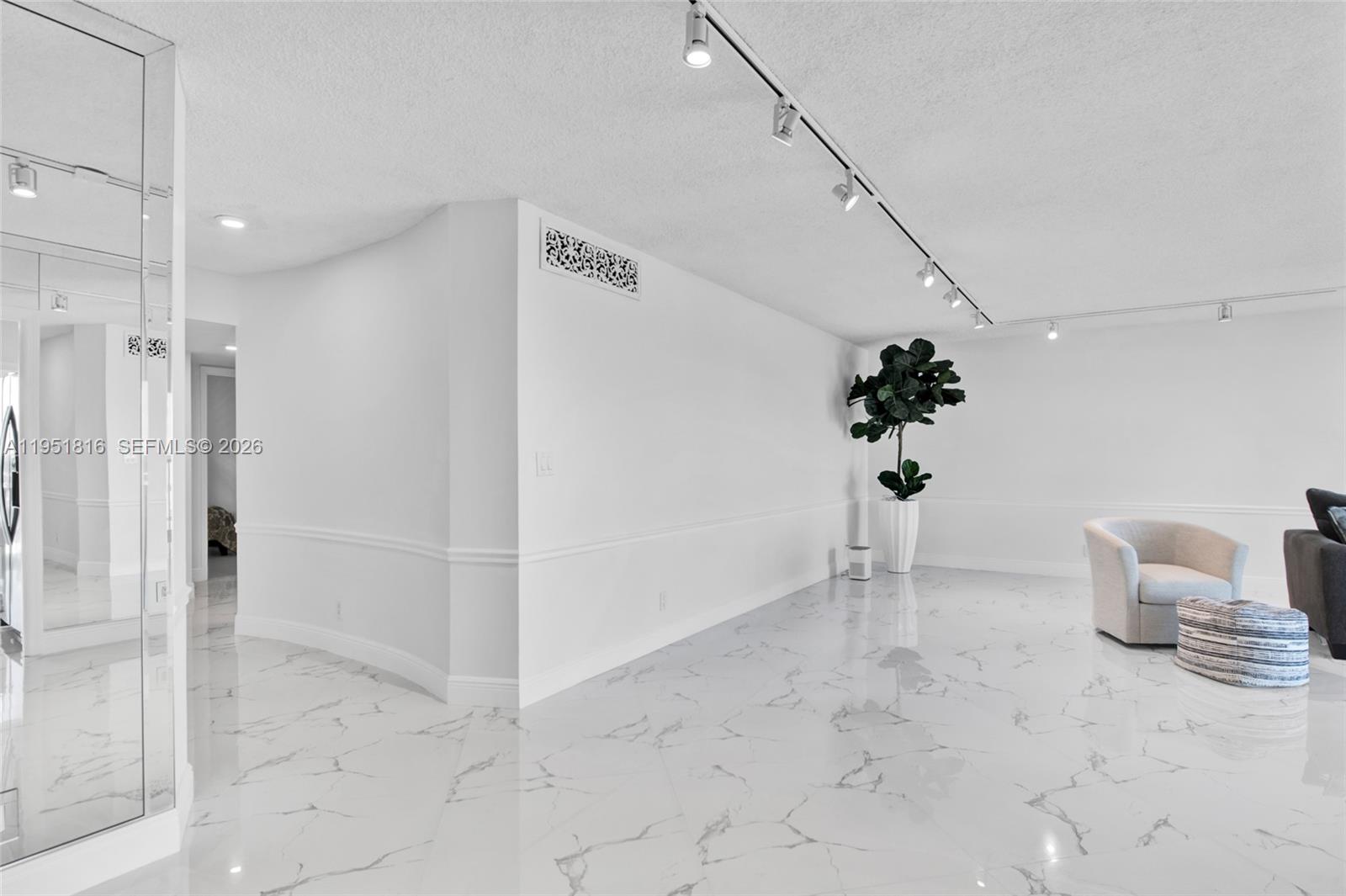WILSHIRE EAST CONDO - Residential
