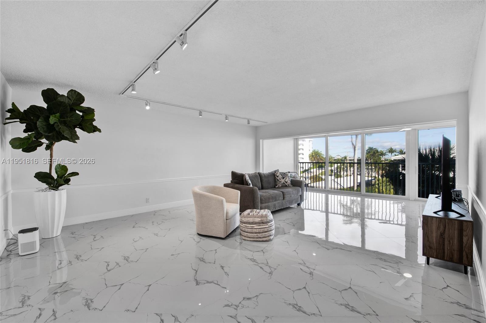 WILSHIRE EAST CONDO - Residential