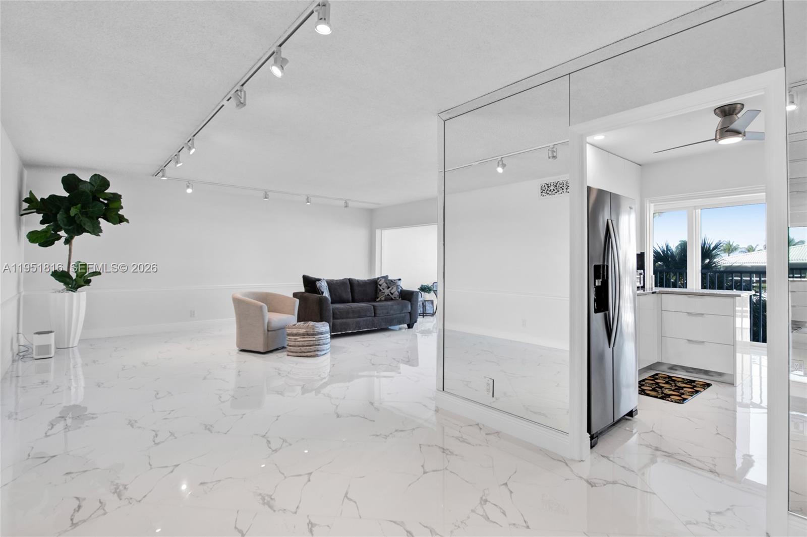 WILSHIRE EAST CONDO - Residential