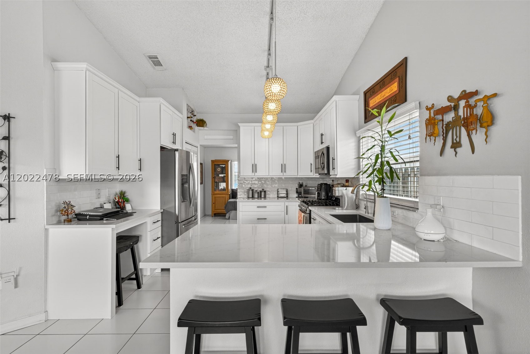 LAGO MAR SOUTH 2ND ADDN - Residential