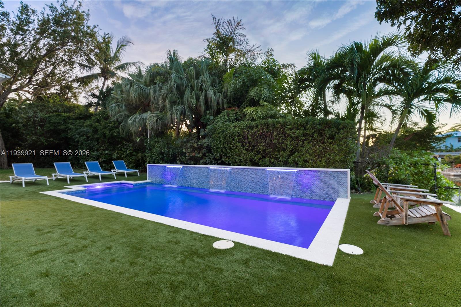 SEVEN ACRES - Residential