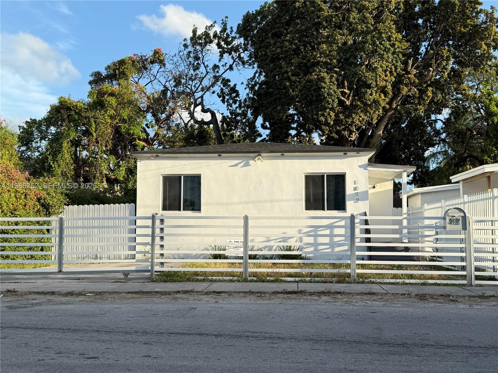 LIBERTY CITY - Residential