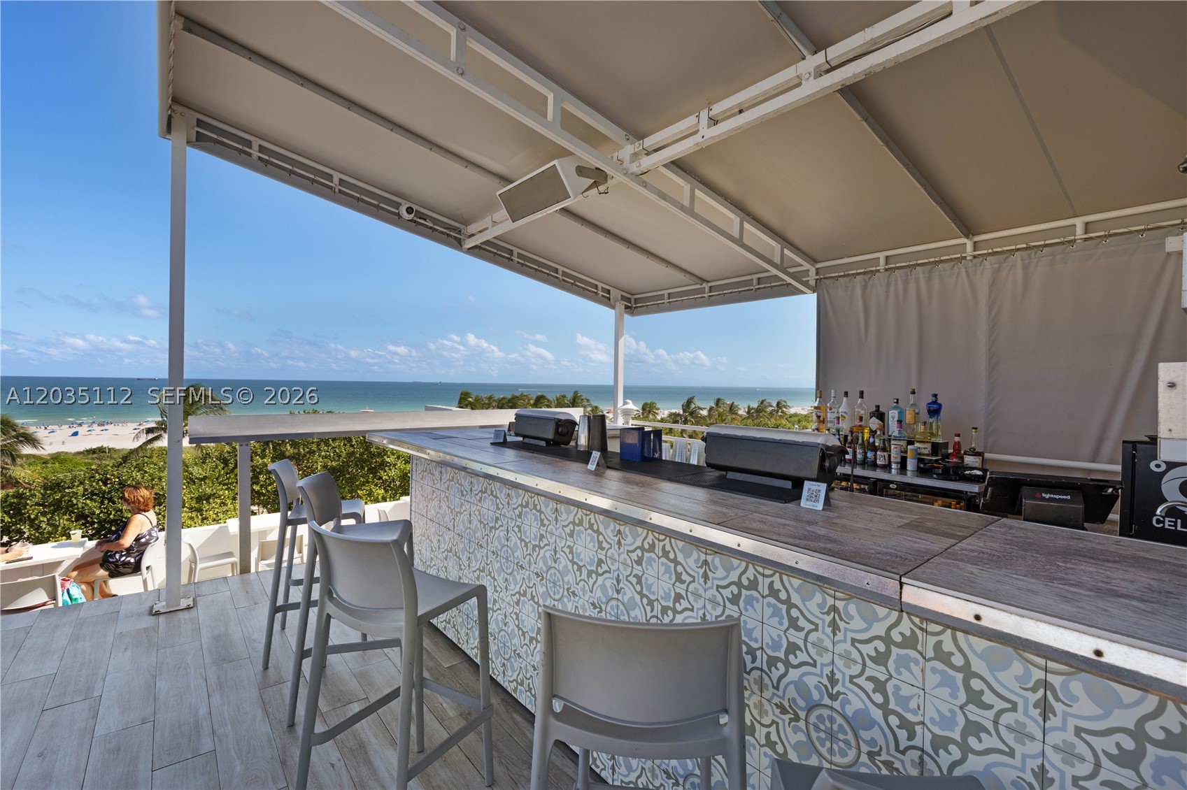 THE STRAND ON OCEAN DRIVE - Residential