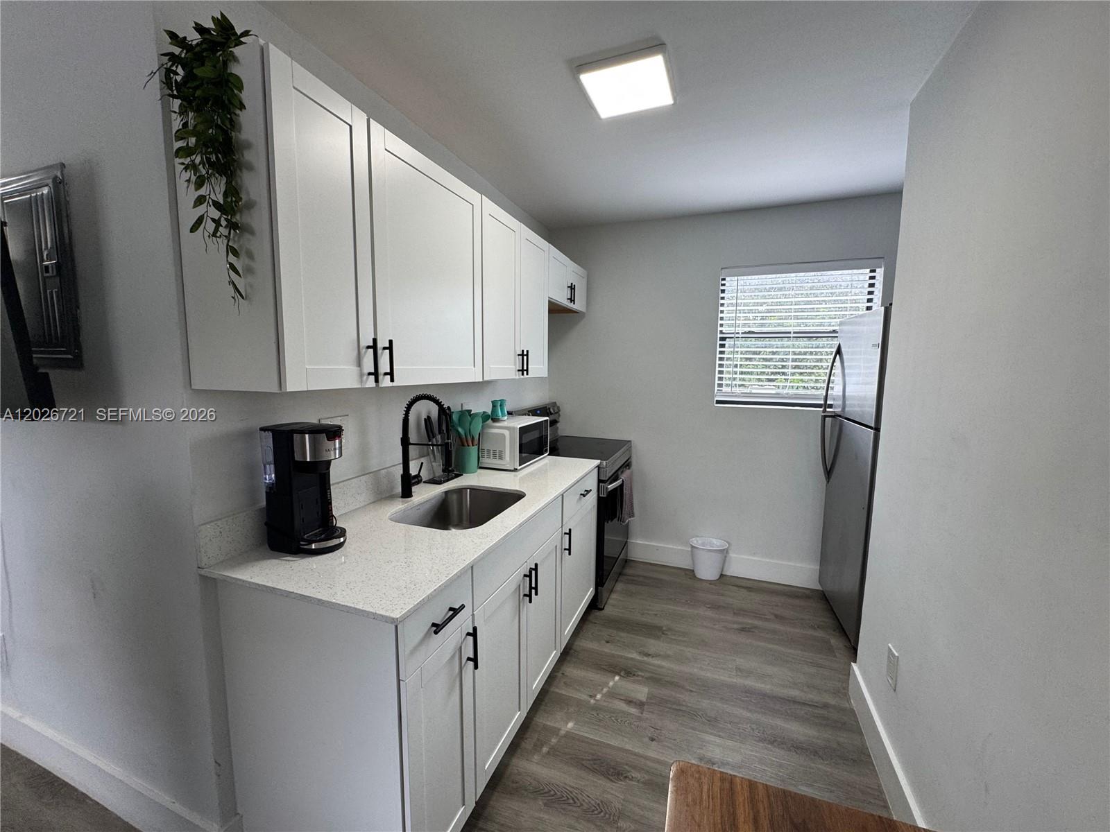 NORTHERN BLVD TRACK - Residential Lease