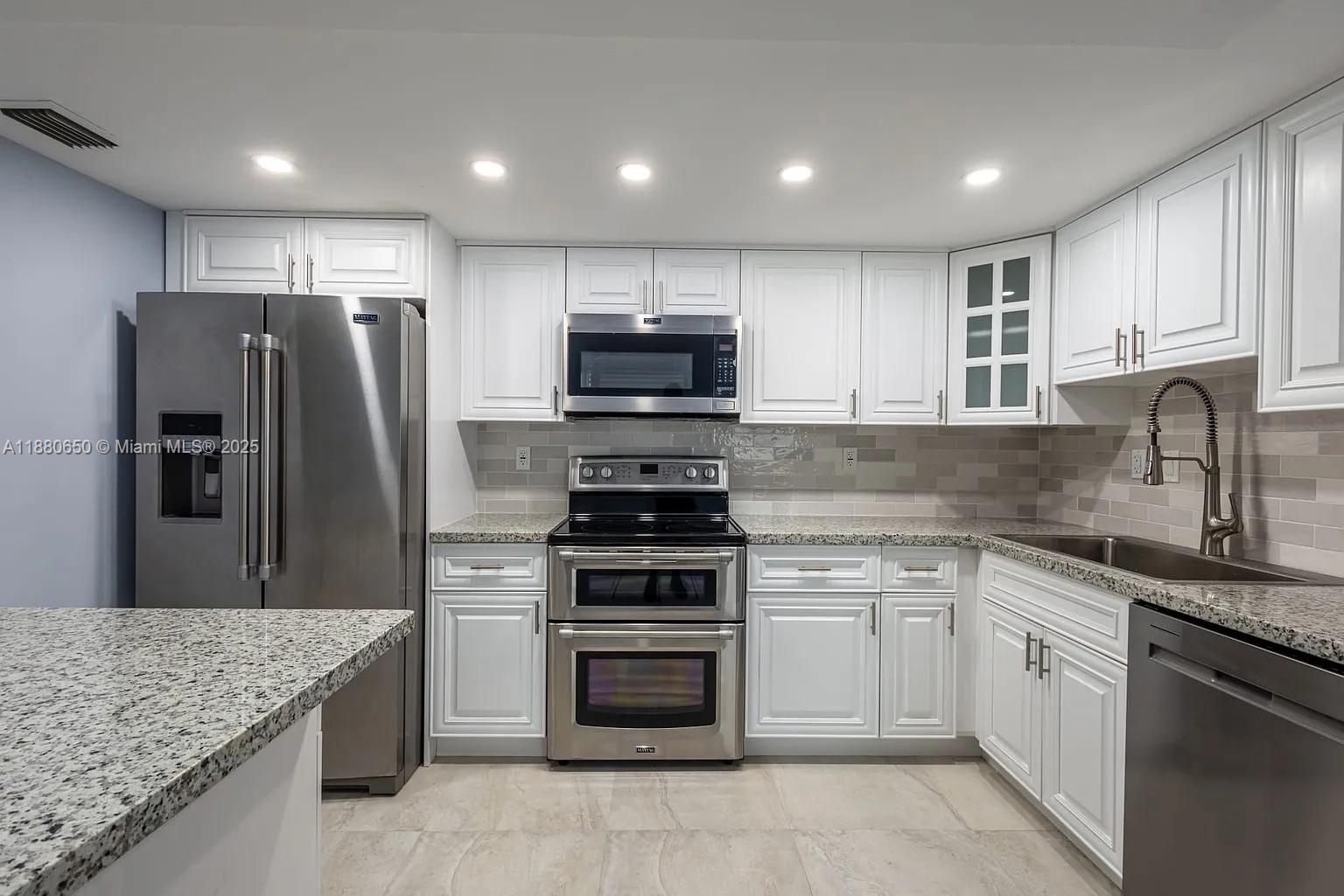 VILLA DORADA CONDO NO 2 - Residential Lease