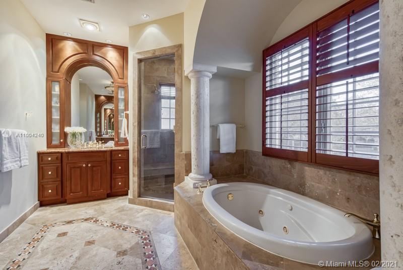STONEGATE - Residential