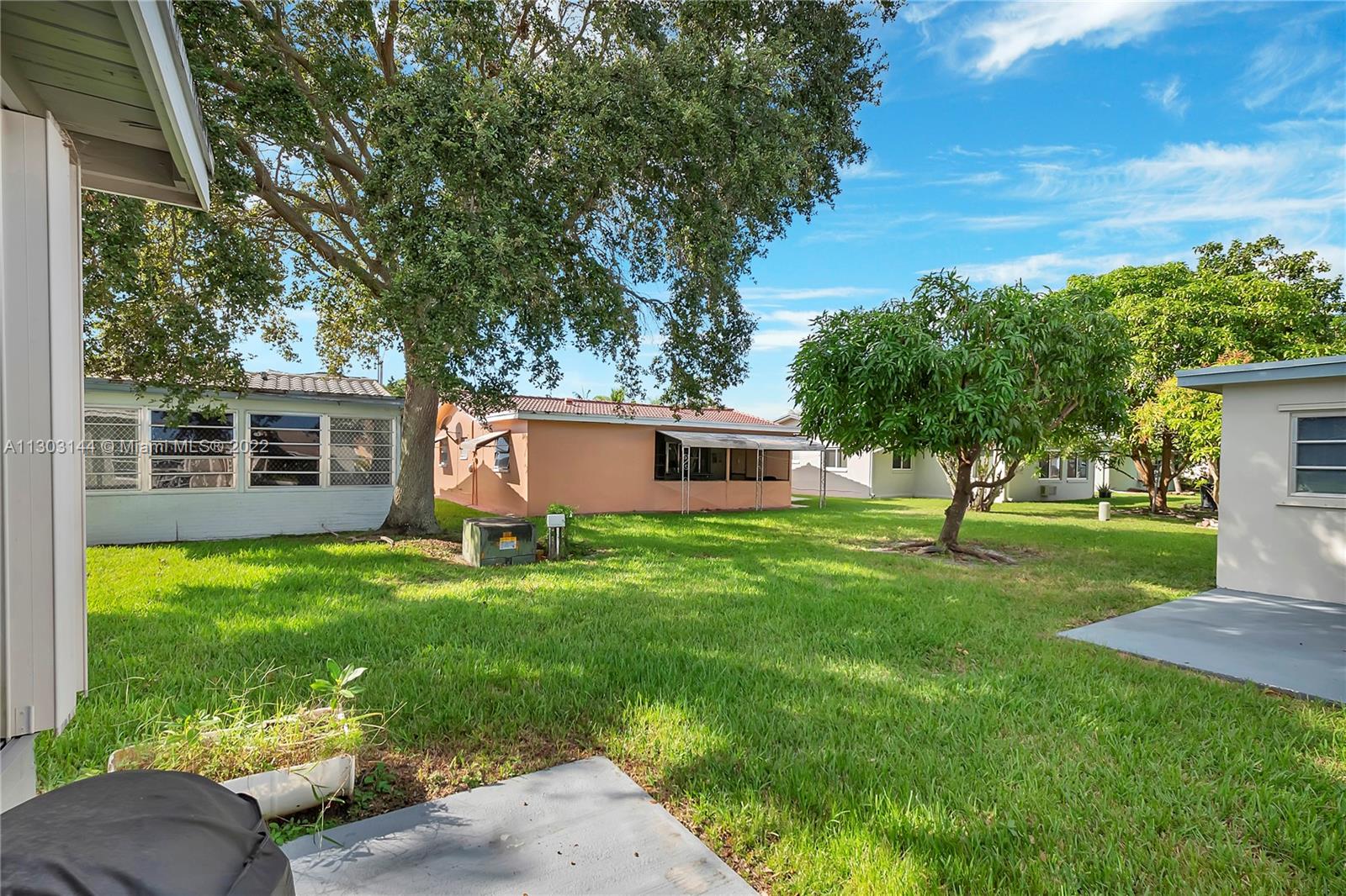 MAINLANDS OF TAMARAC LAKE - Residential