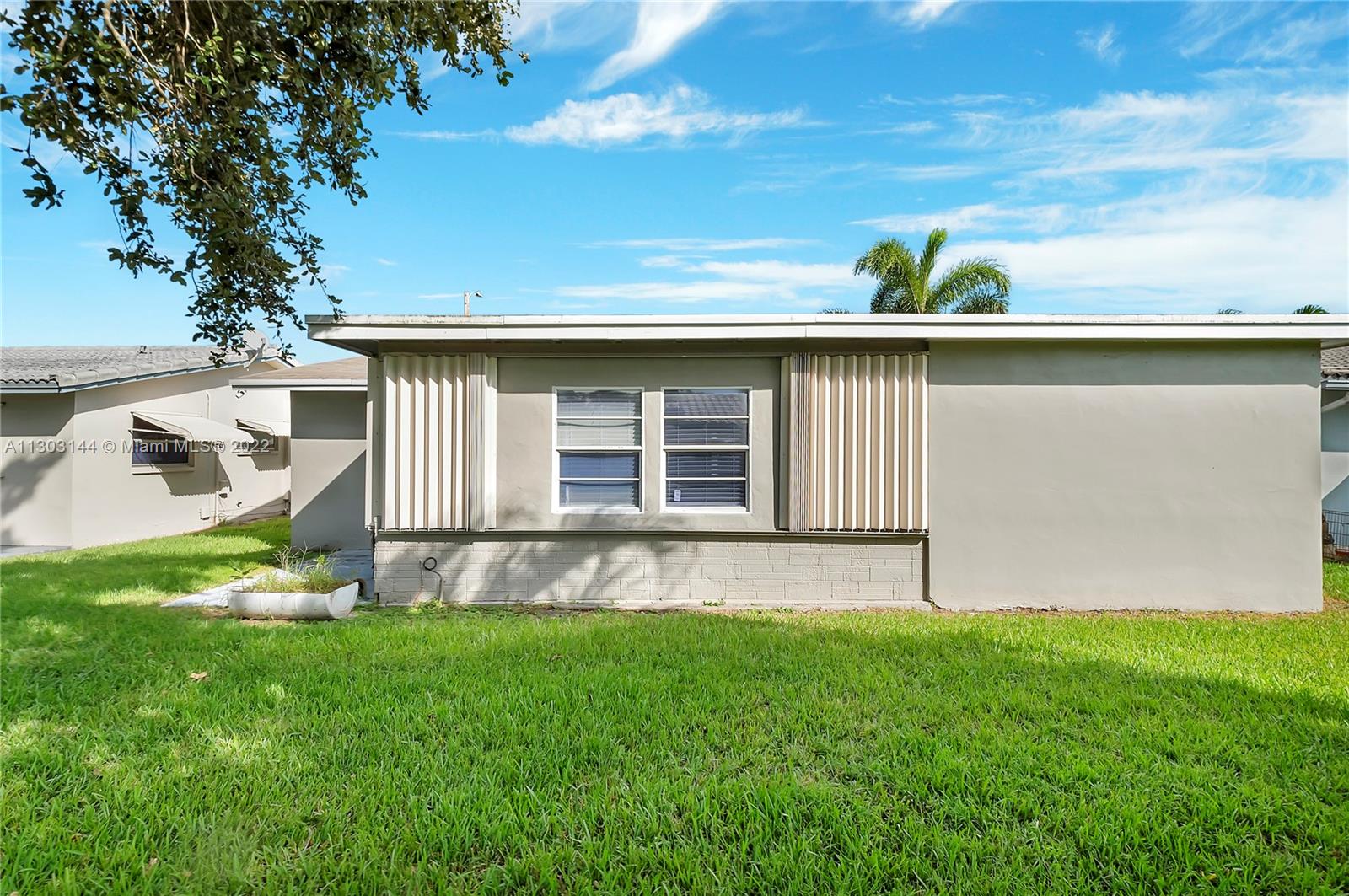 MAINLANDS OF TAMARAC LAKE - Residential