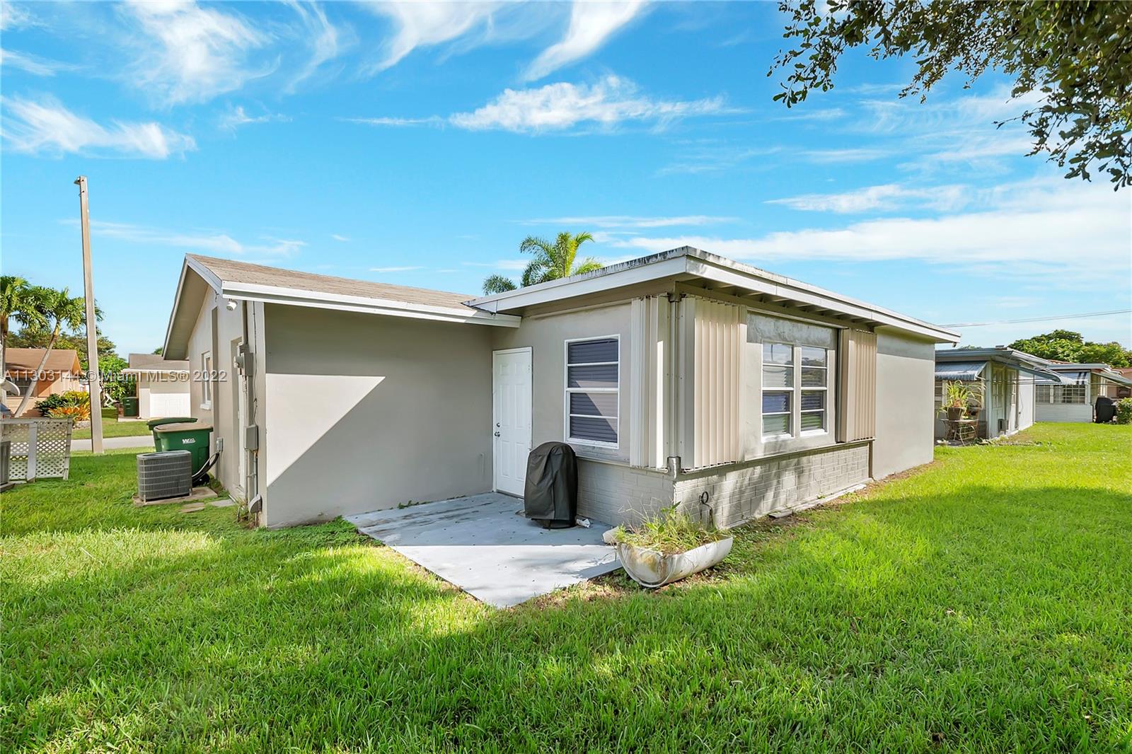 MAINLANDS OF TAMARAC LAKE - Residential