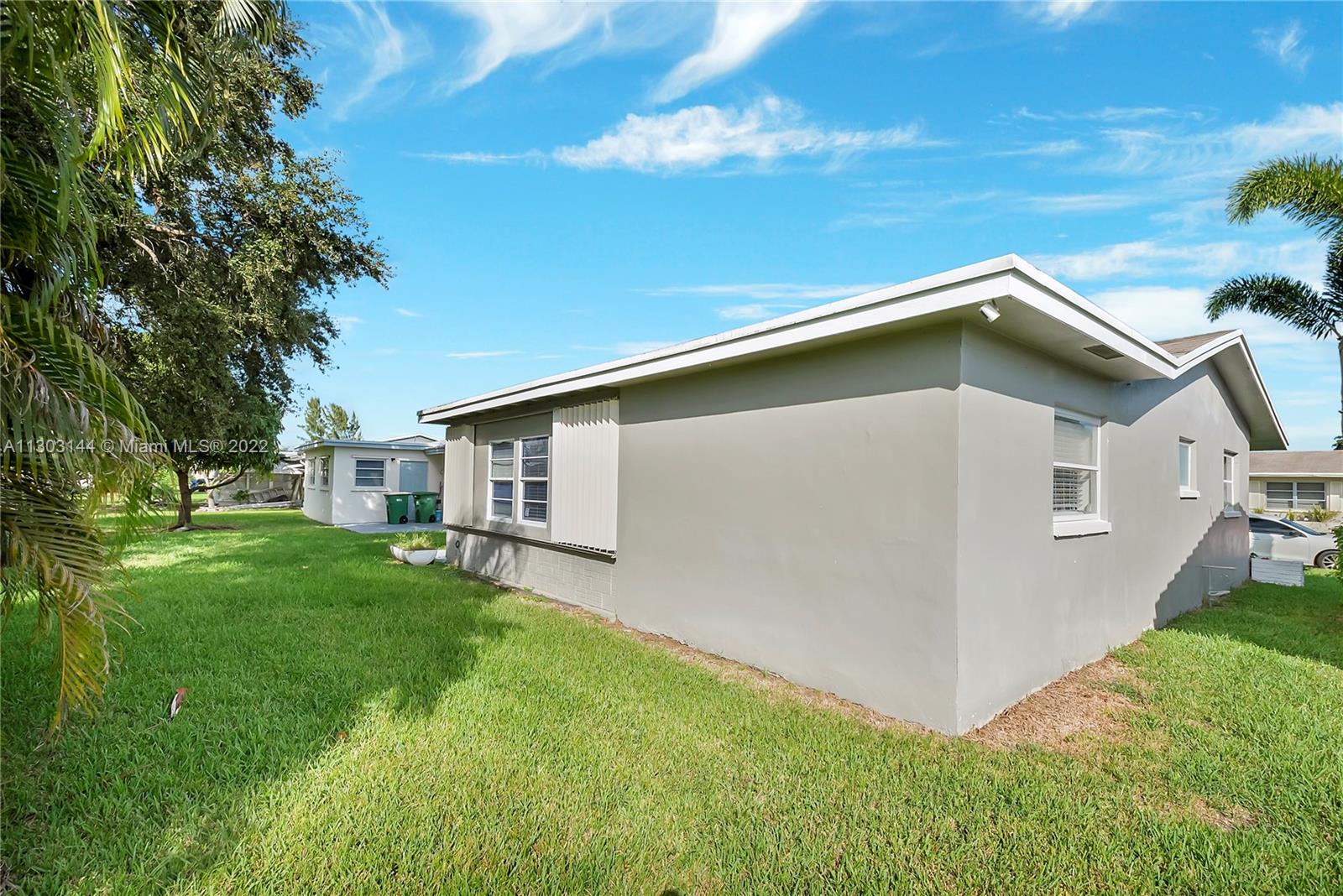 MAINLANDS OF TAMARAC LAKE - Residential