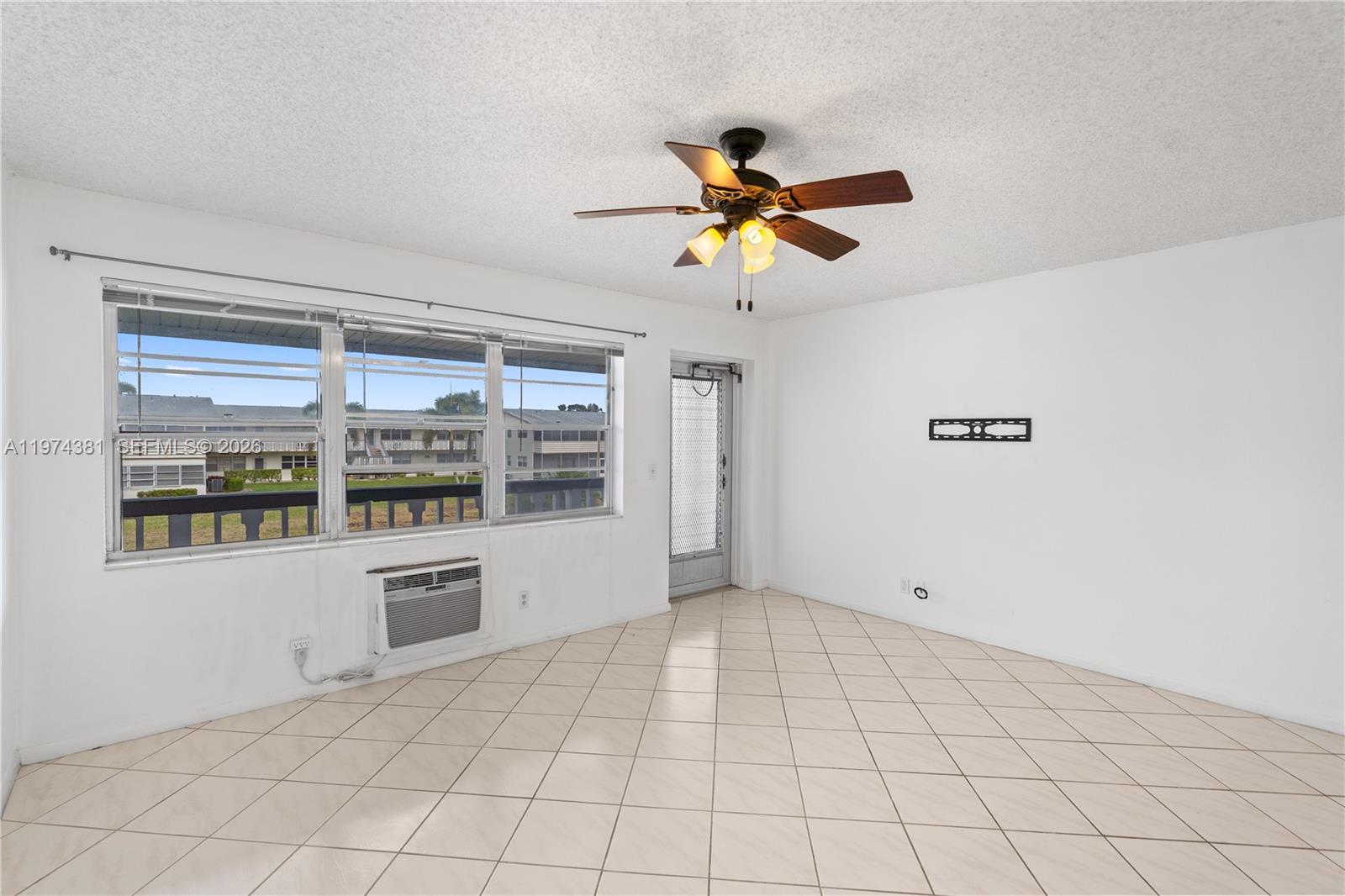 CAMDEN CONDOS - Residential