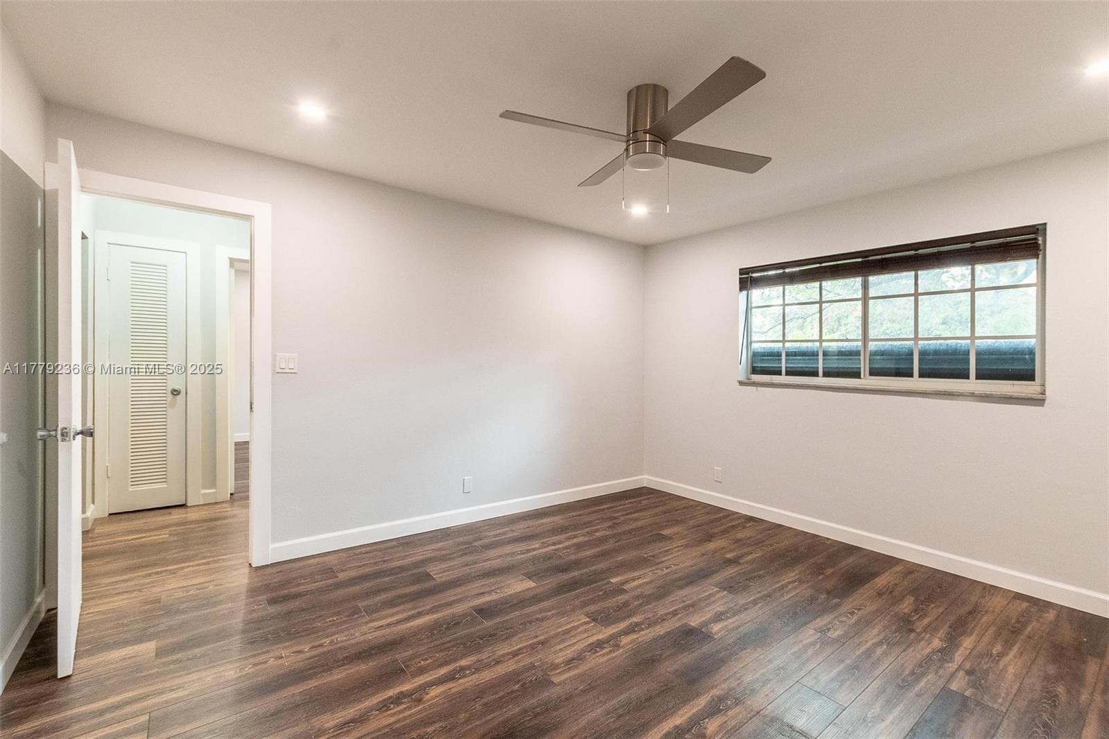 NORTH HOLLYWOOD - Residential Income