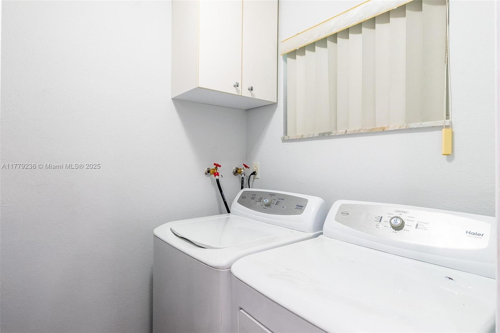 NORTH HOLLYWOOD - Residential Income