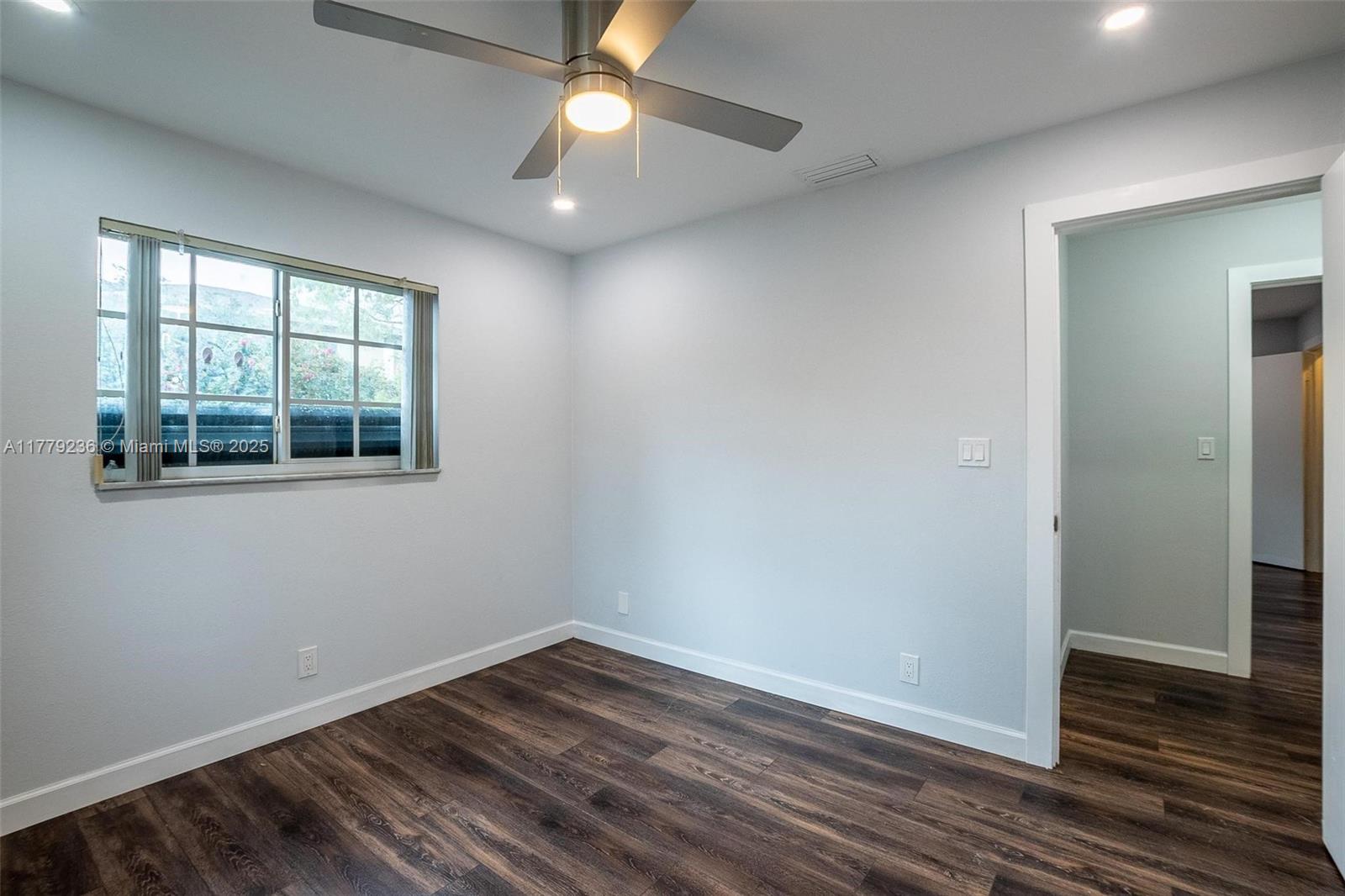 NORTH HOLLYWOOD - Residential Income