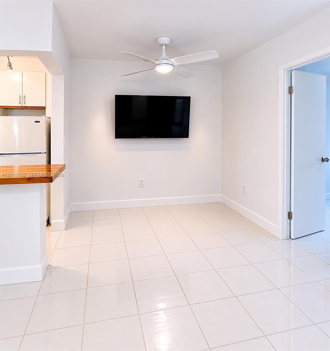 THE OAKS AT SOUTH MIAMI C - Residential Lease