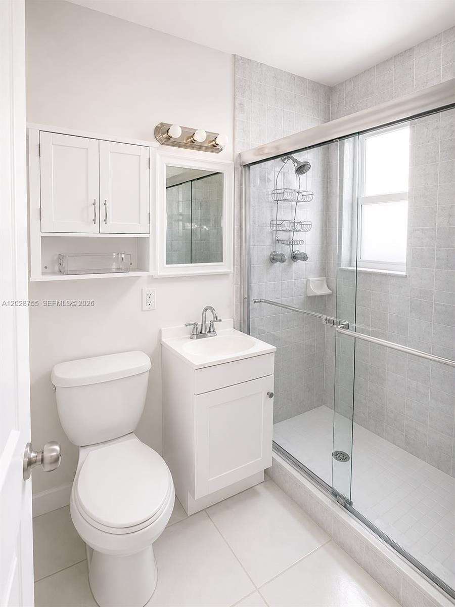 THE OAKS AT SOUTH MIAMI C - Residential Lease