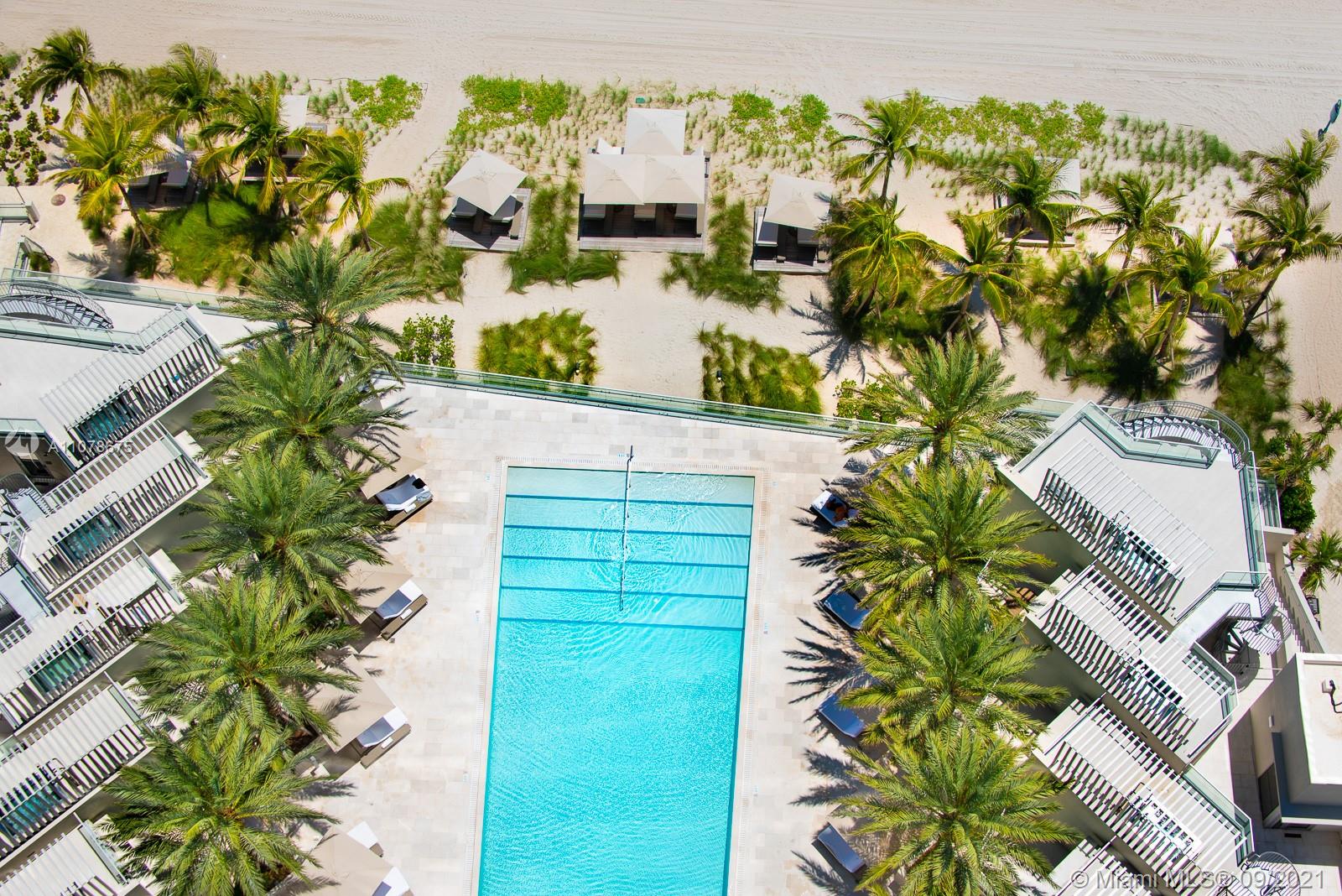 TURNBERRY OCEAN CLUB - Residential
