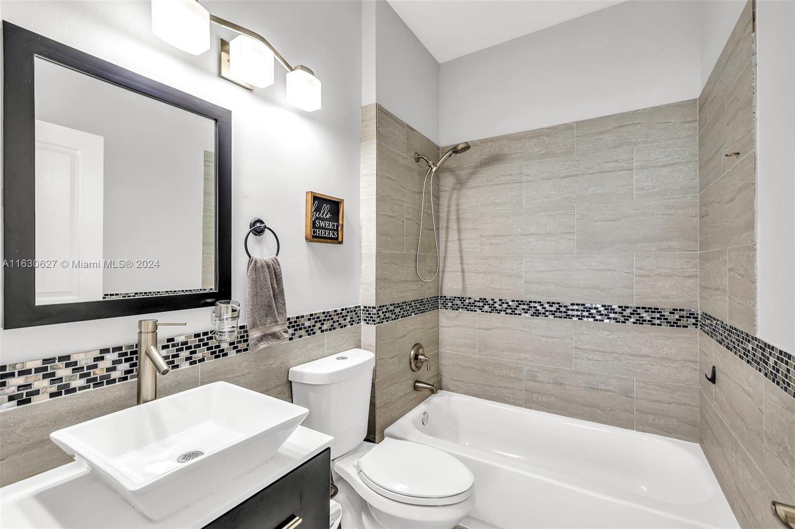 LAND SECTION 8 - Residential