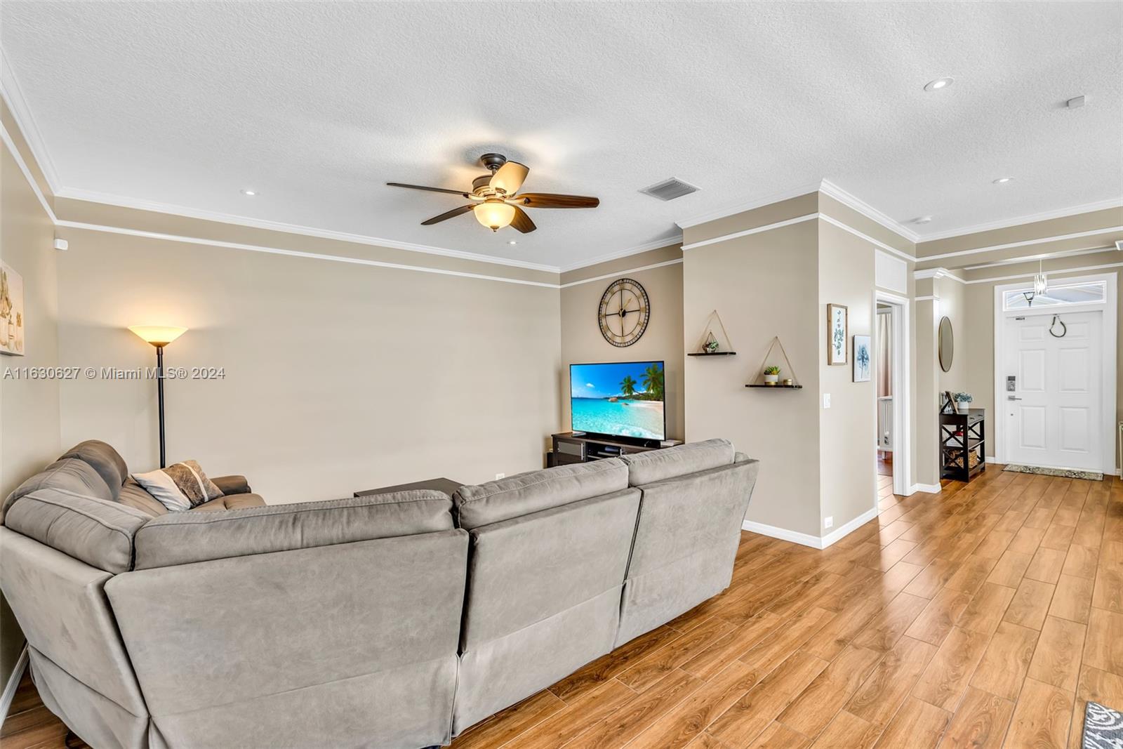 LAND SECTION 8 - Residential