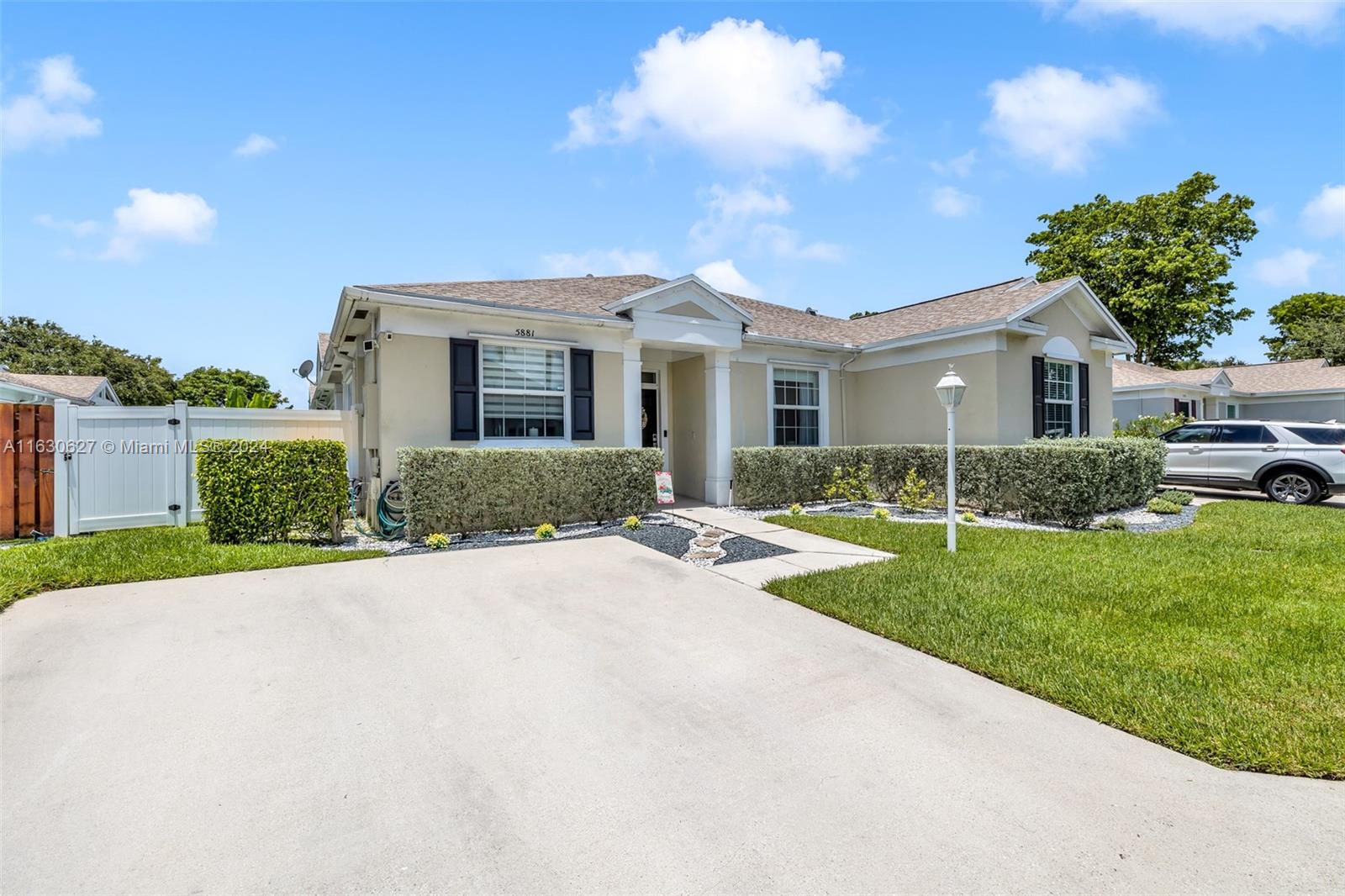 LAND SECTION 8 - Residential