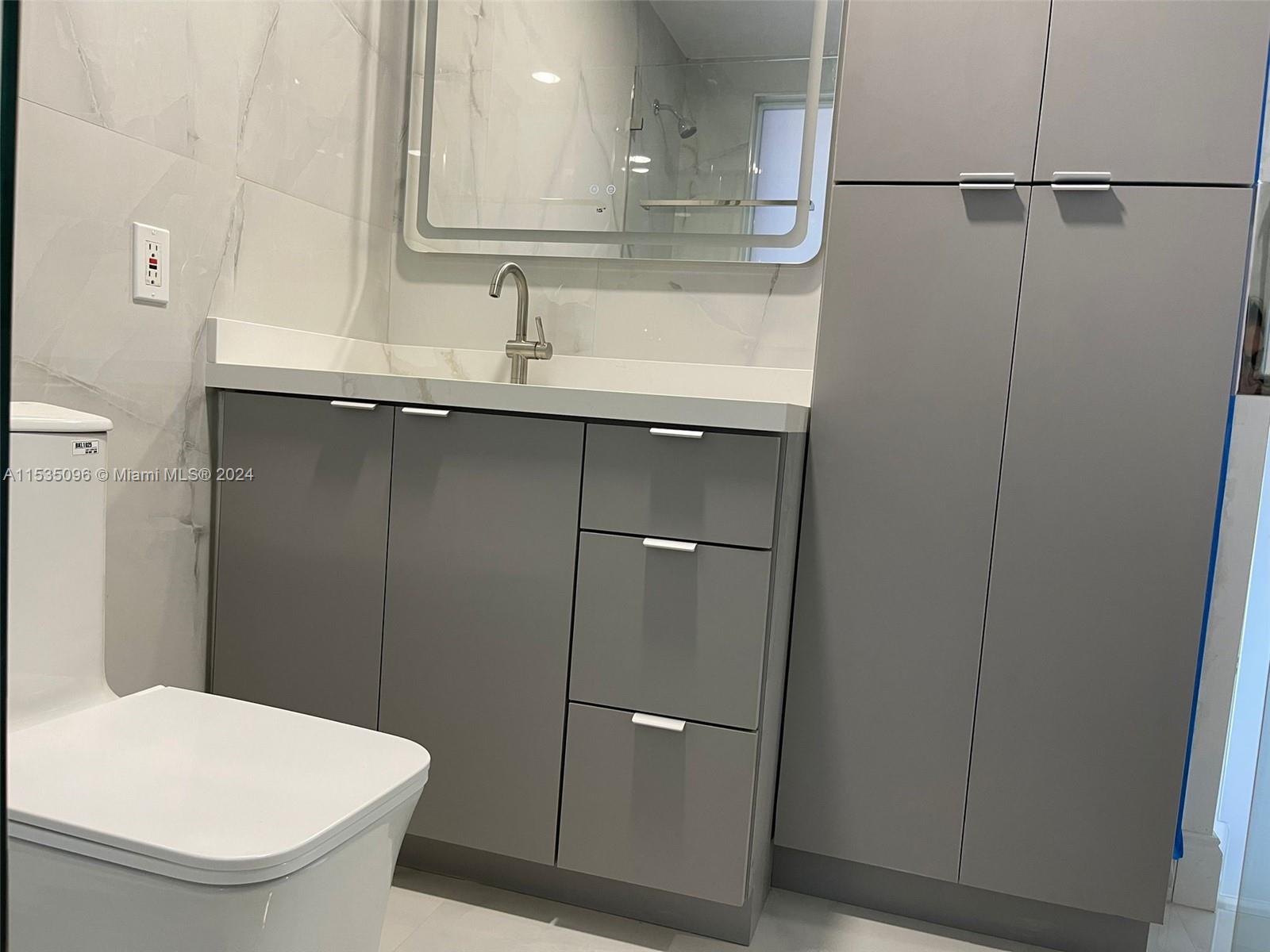 LINCOLN CITY SEC G - Residential Lease