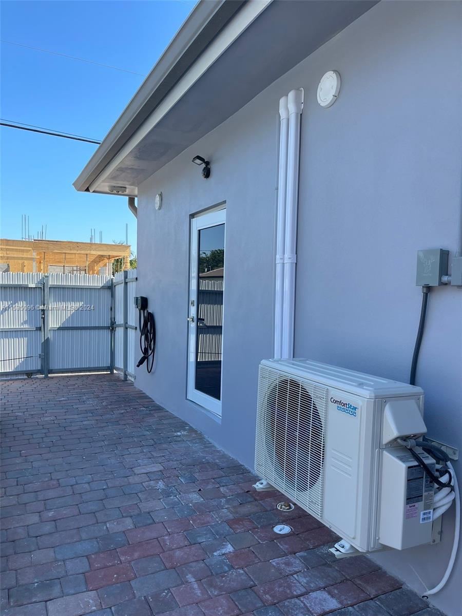 LINCOLN CITY SEC G - Residential Lease