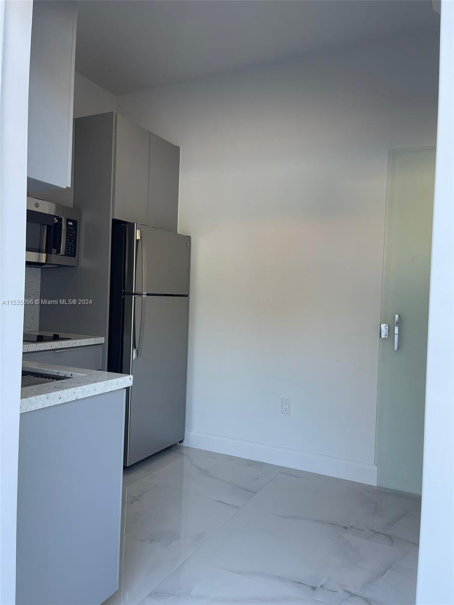 LINCOLN CITY SEC G - Residential Lease