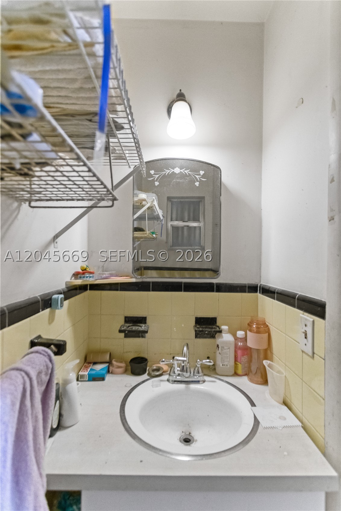 MYRTLE GROVE - Residential