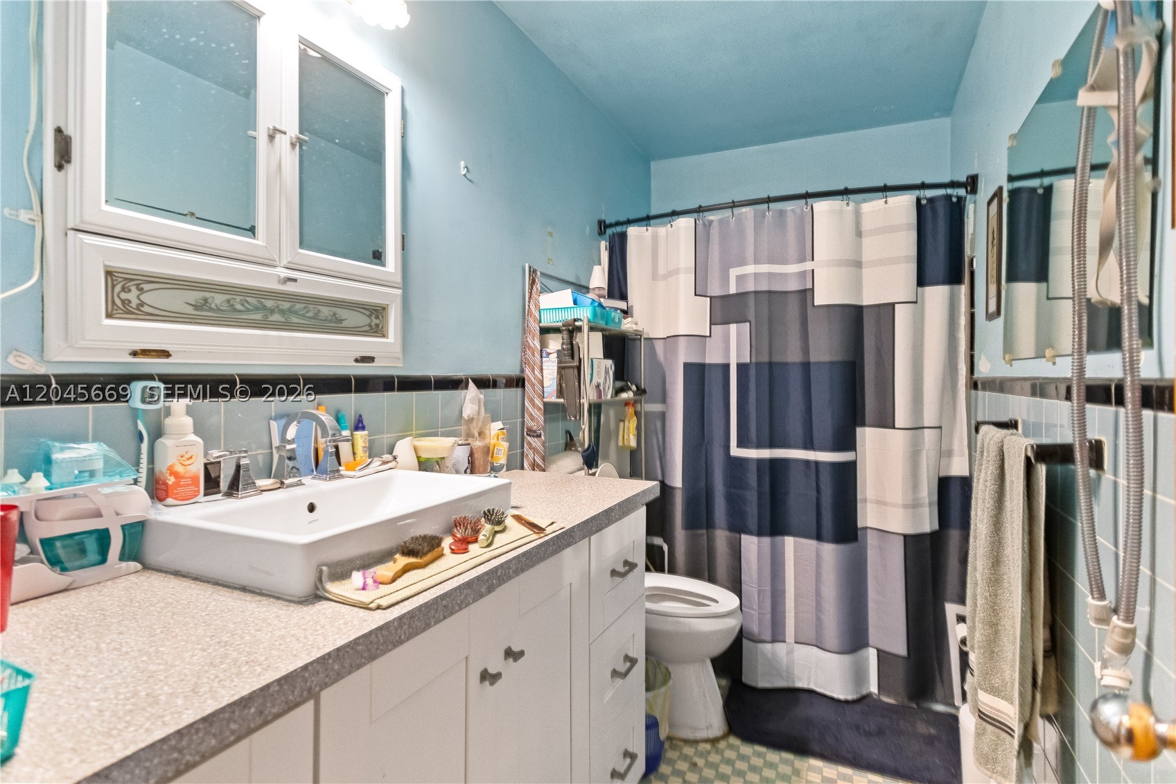 MYRTLE GROVE - Residential