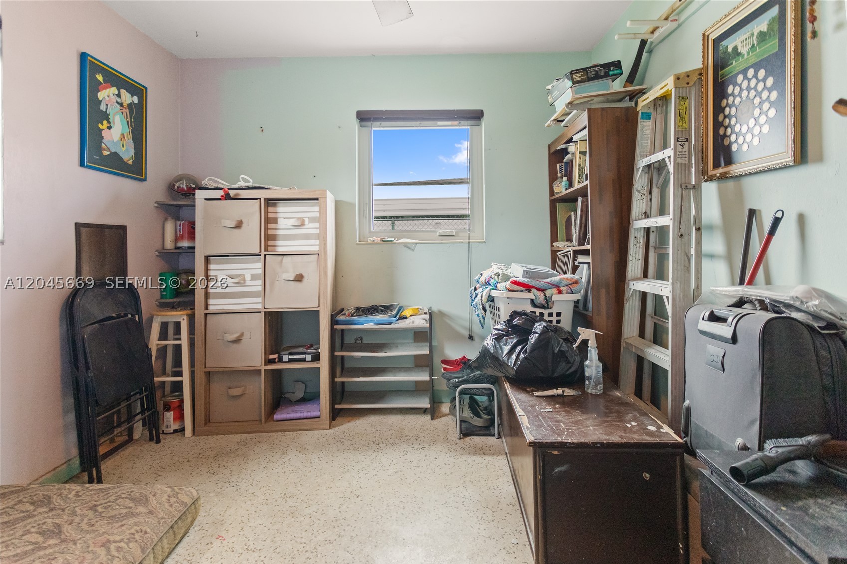 MYRTLE GROVE - Residential