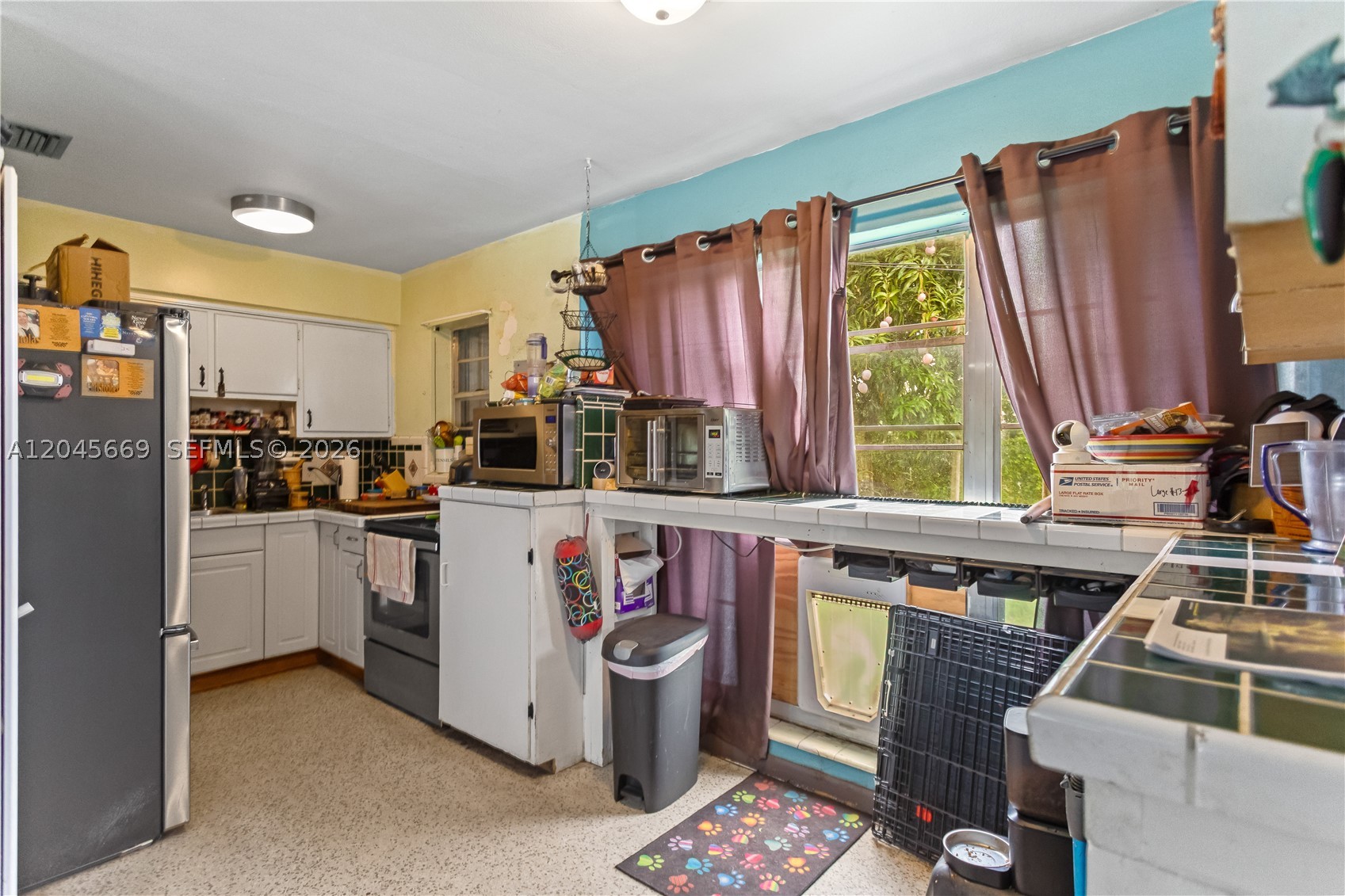 MYRTLE GROVE - Residential