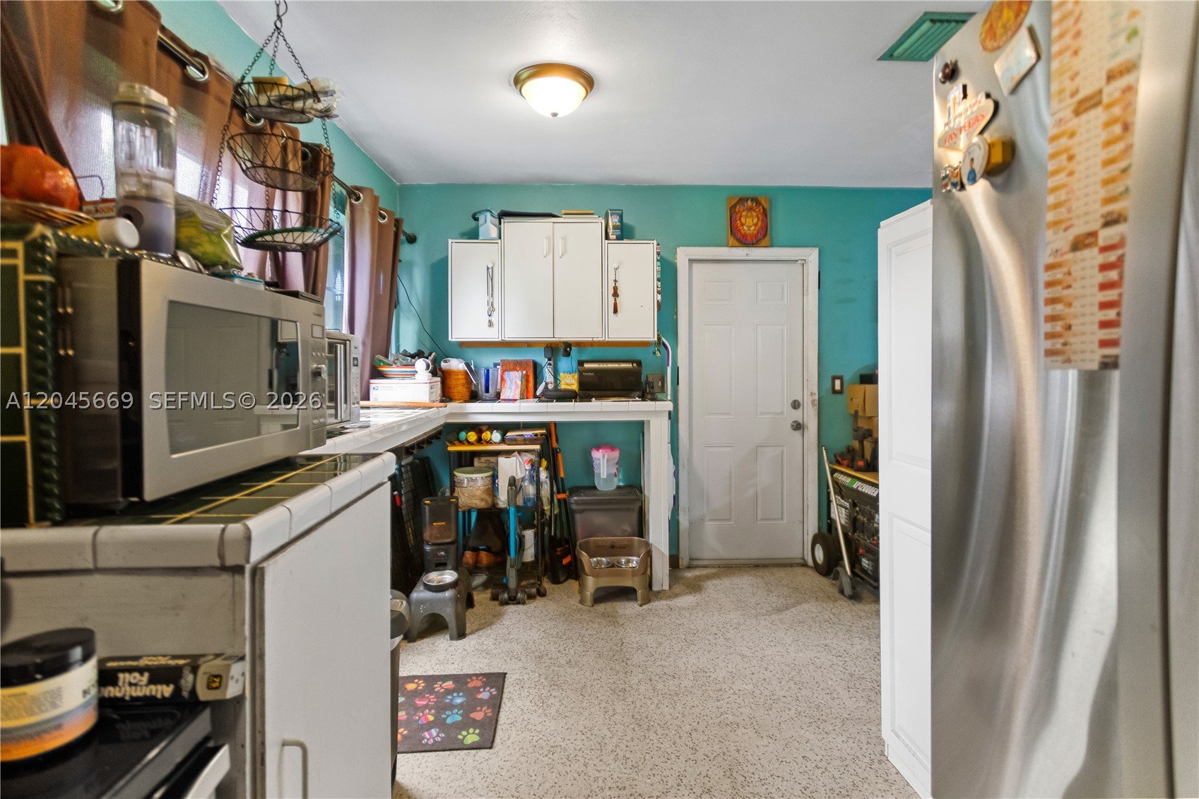 MYRTLE GROVE - Residential