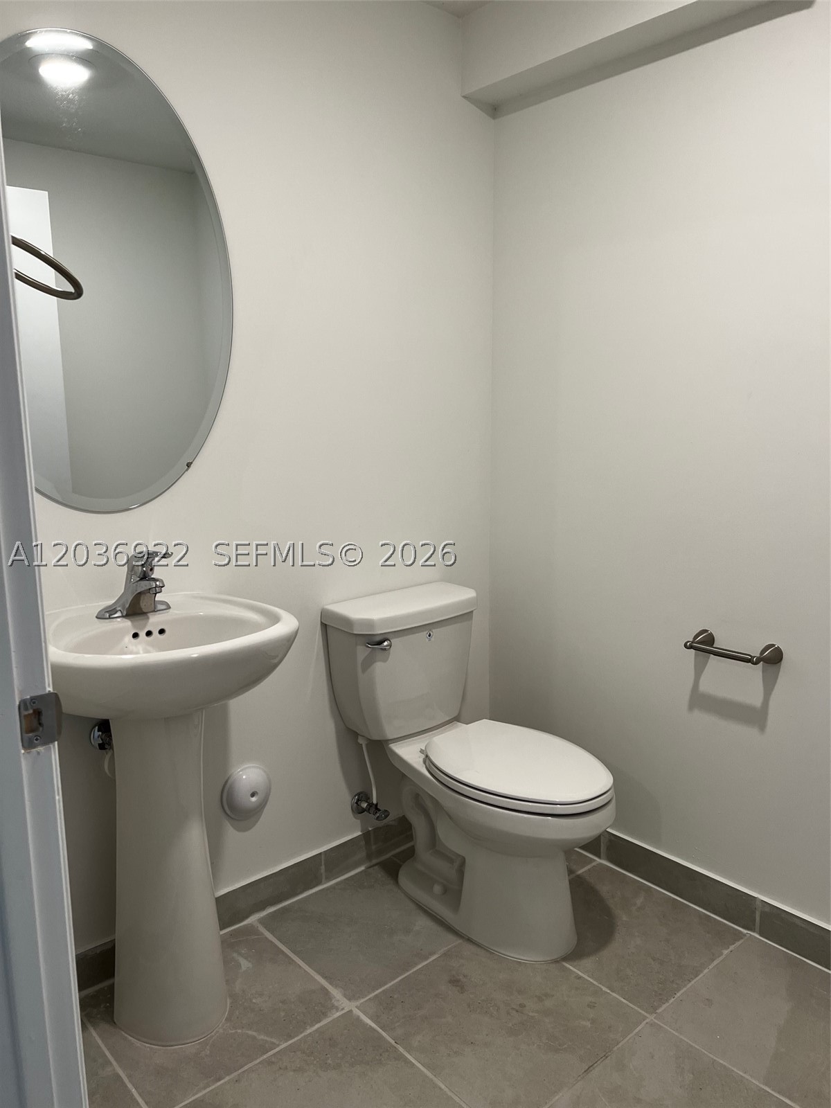 KEYS GATE RESIDENTIAL - Residential Lease