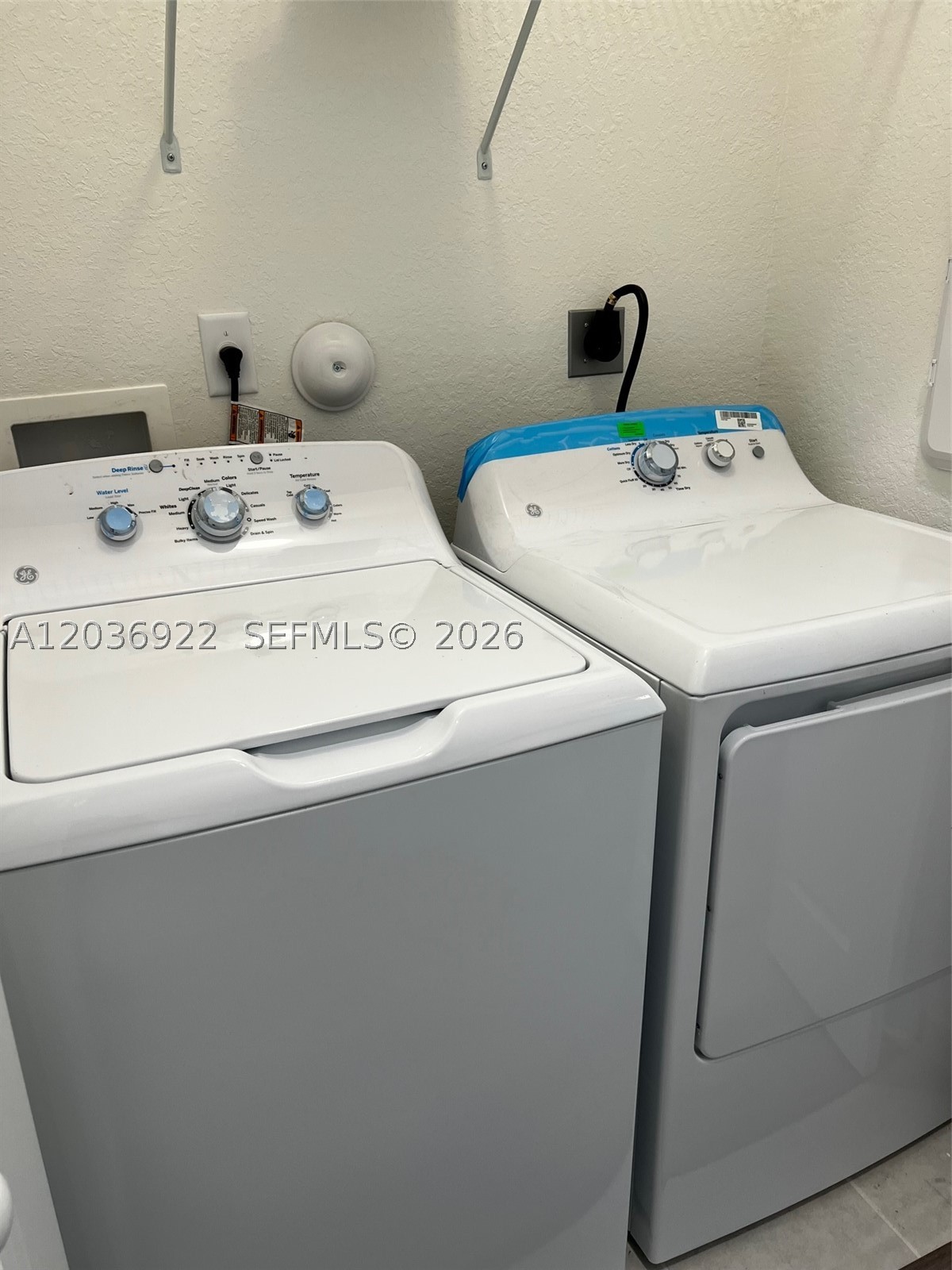 KEYS GATE RESIDENTIAL - Residential Lease