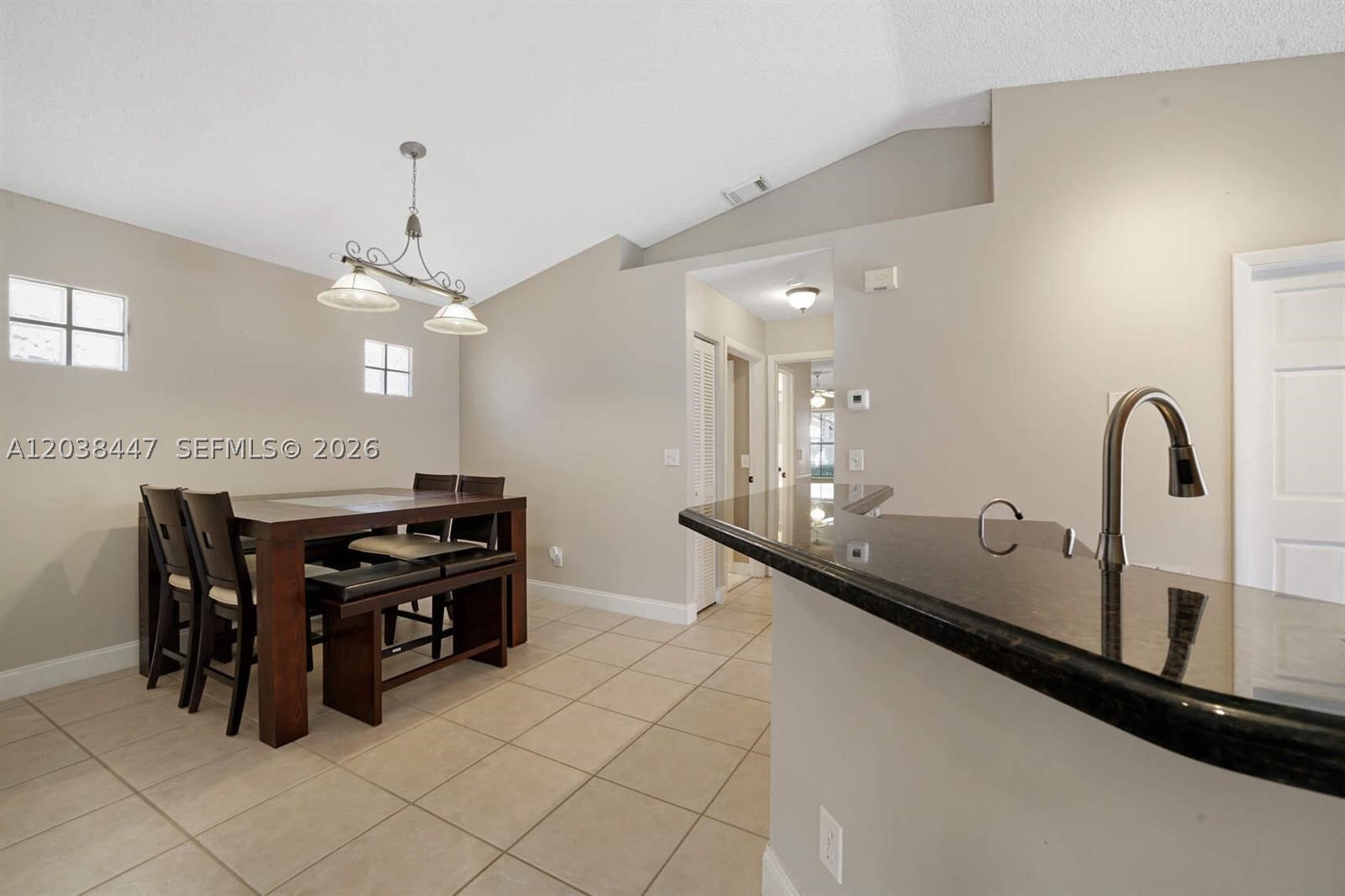 LAKES OF NEWPORT II - Residential Lease