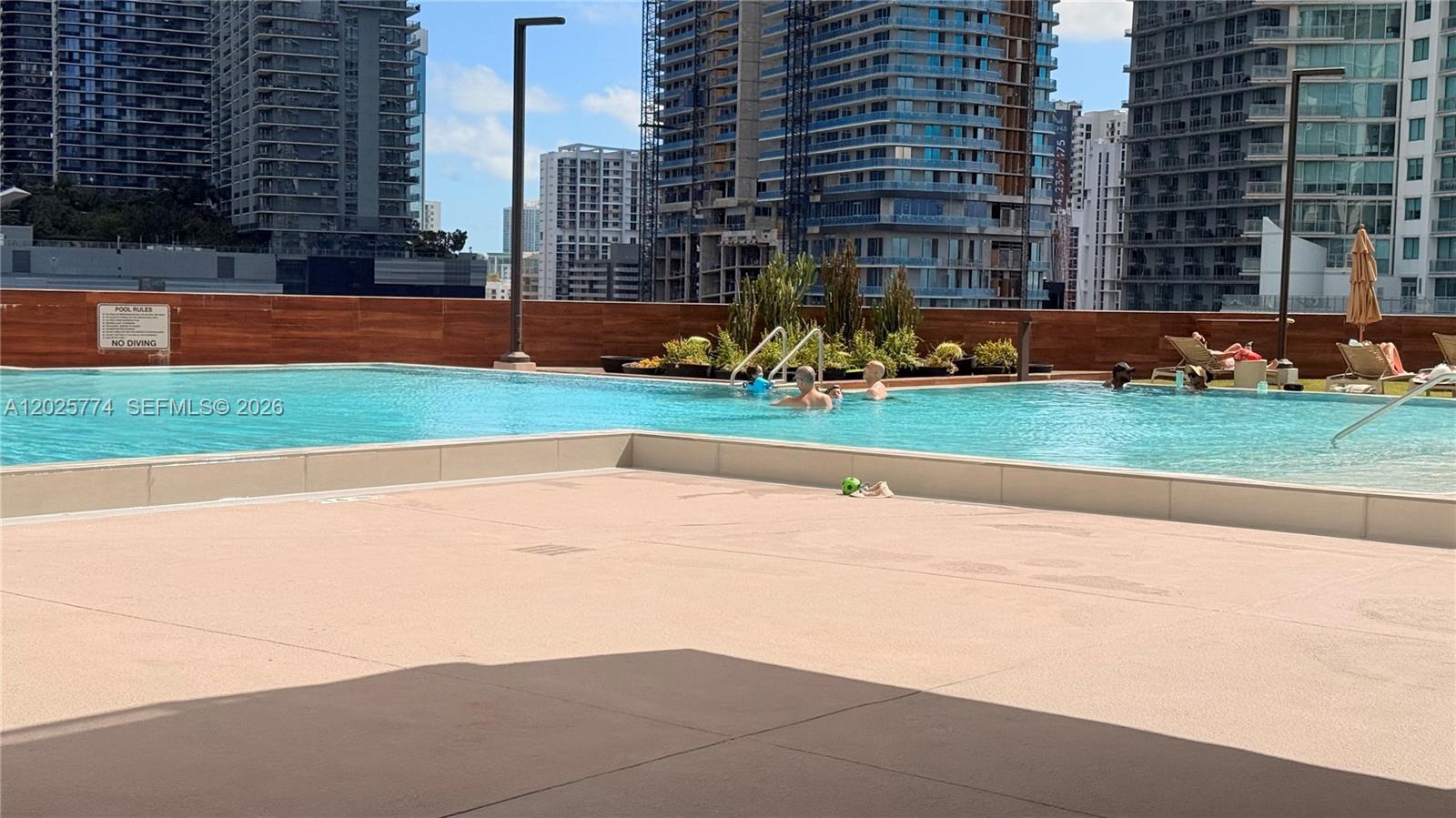 WIND CONDO - Residential Lease